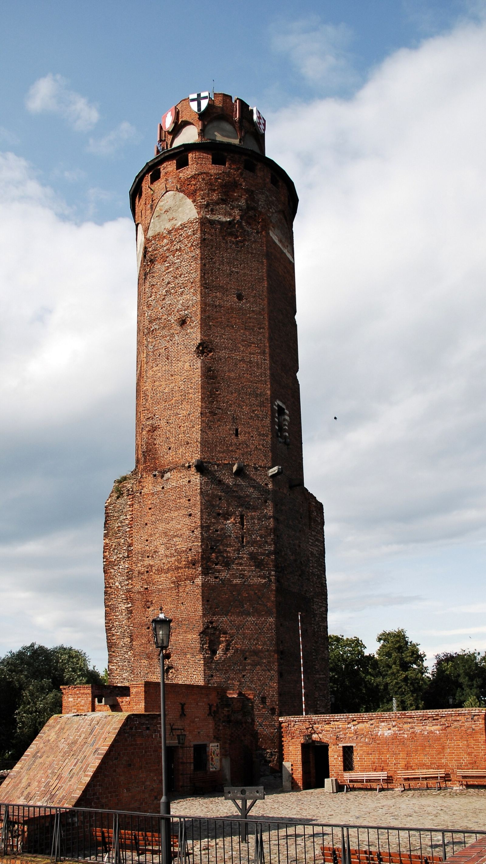 Ruiny zamku, ob. muzeum, Brodnica