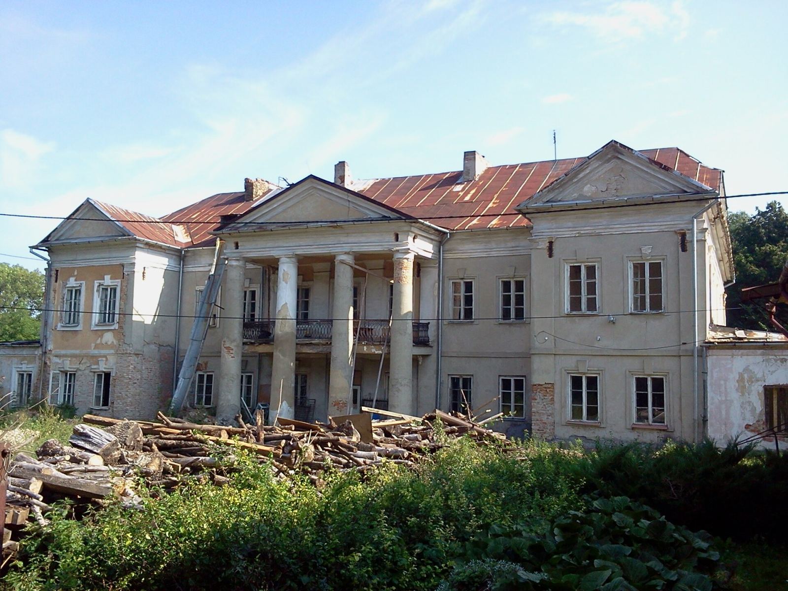 Pałac, Trzeszczany Pierwsze
