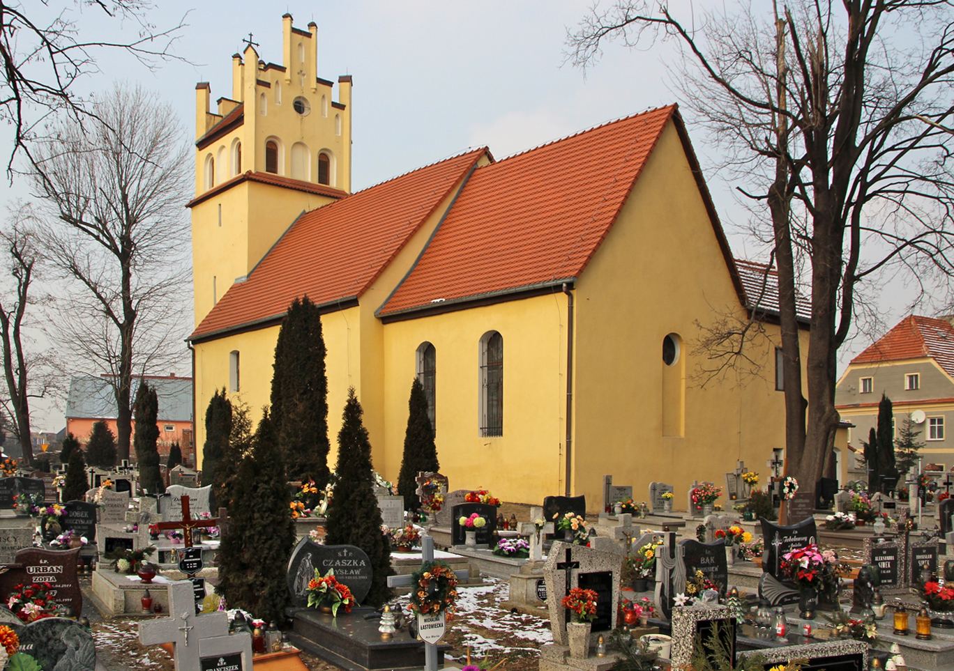 Kościół parafialny pw. Narodzenia Najświętszej Marii Panny, Małuszów