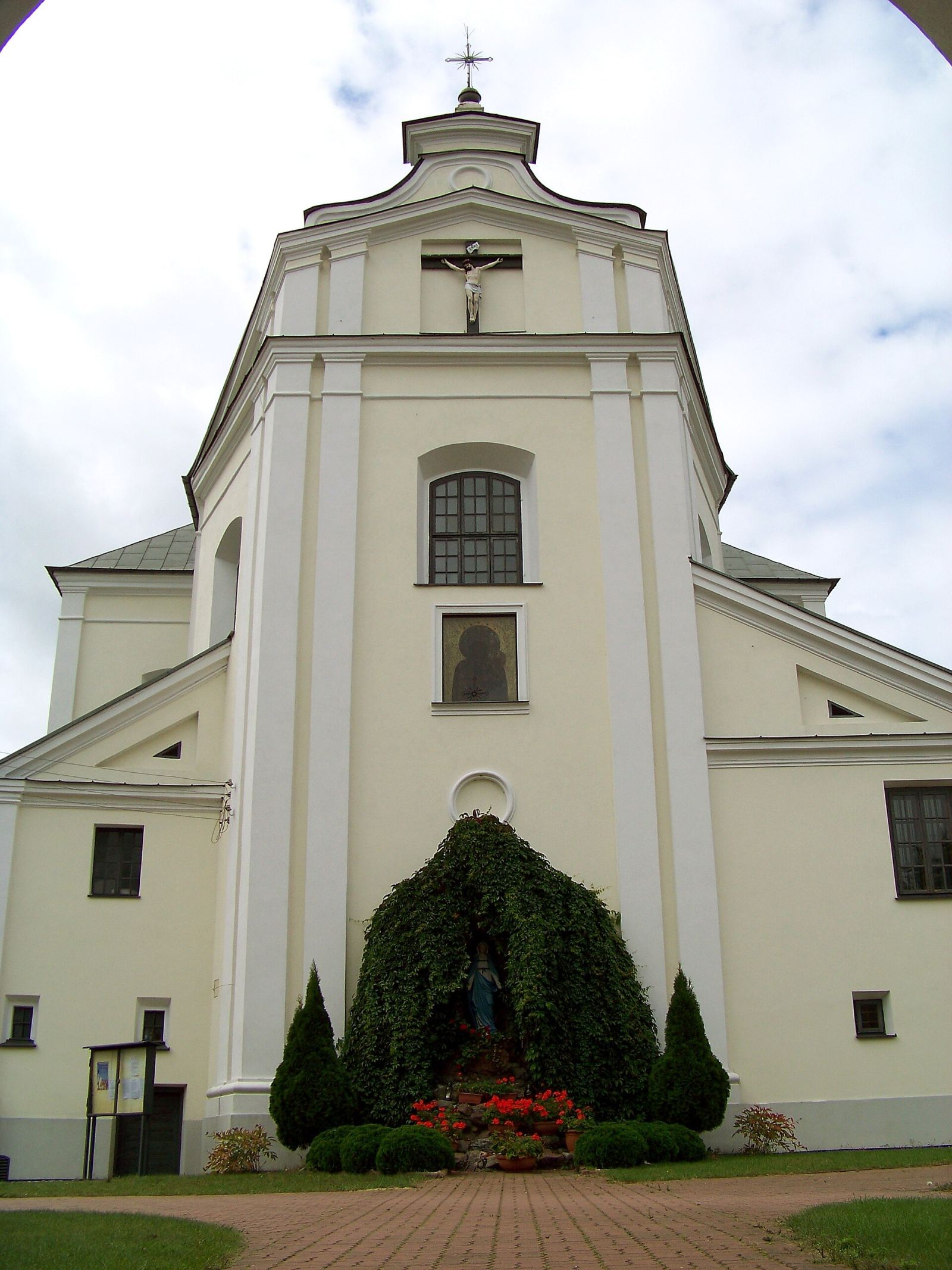 Kościół parafialny pw. św. Michała Archanioła, Mordy