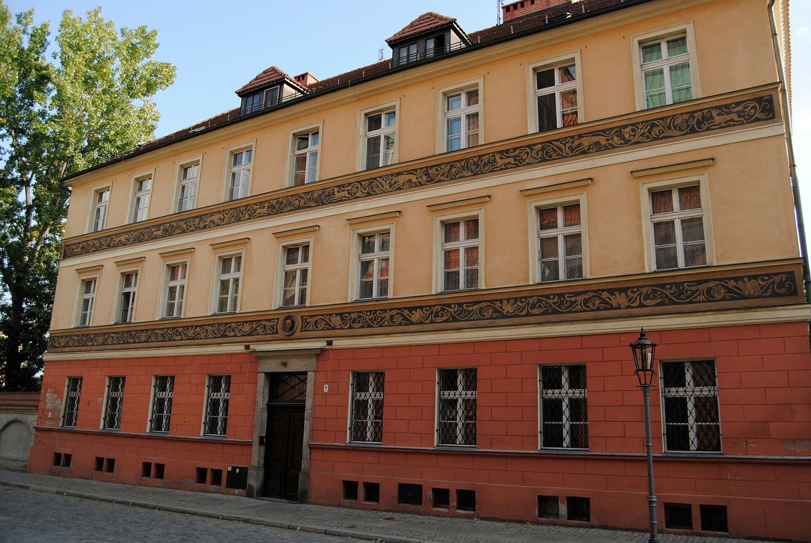 Kanonia z oficyną, Wrocław