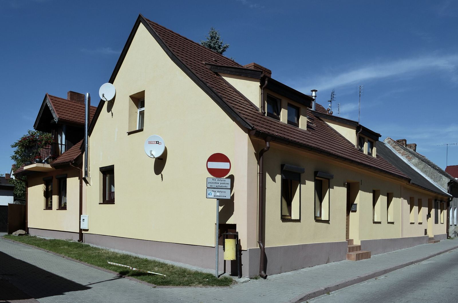 Dom, Kórnik