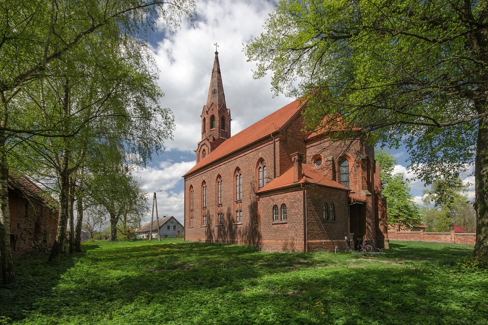 Kościół ewangelicki, ob. rzymskokatolicki filialny pw. Wniebowstąpienia Pana Jezusa, Jaksonowice