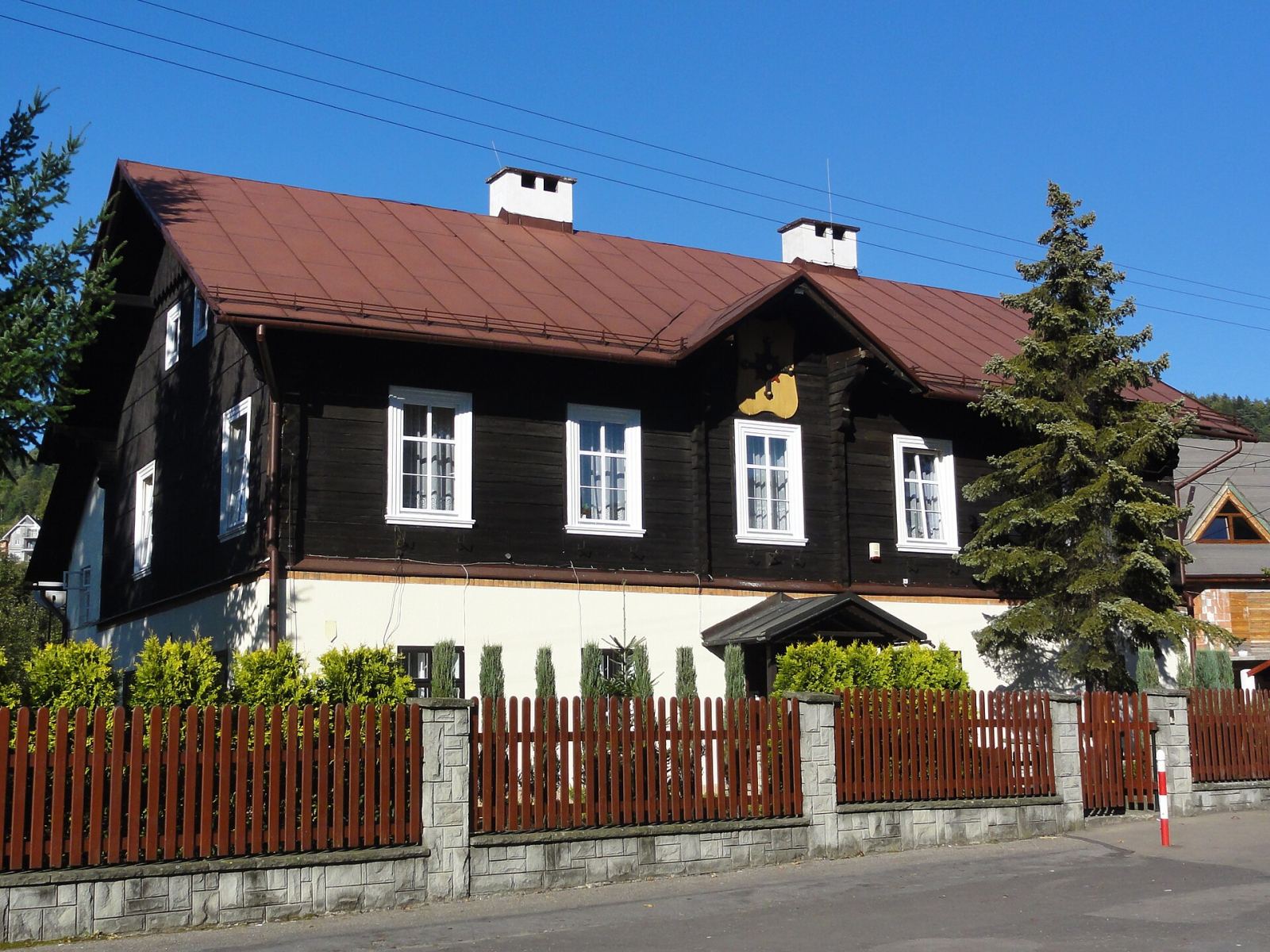 Plebania, Brenna