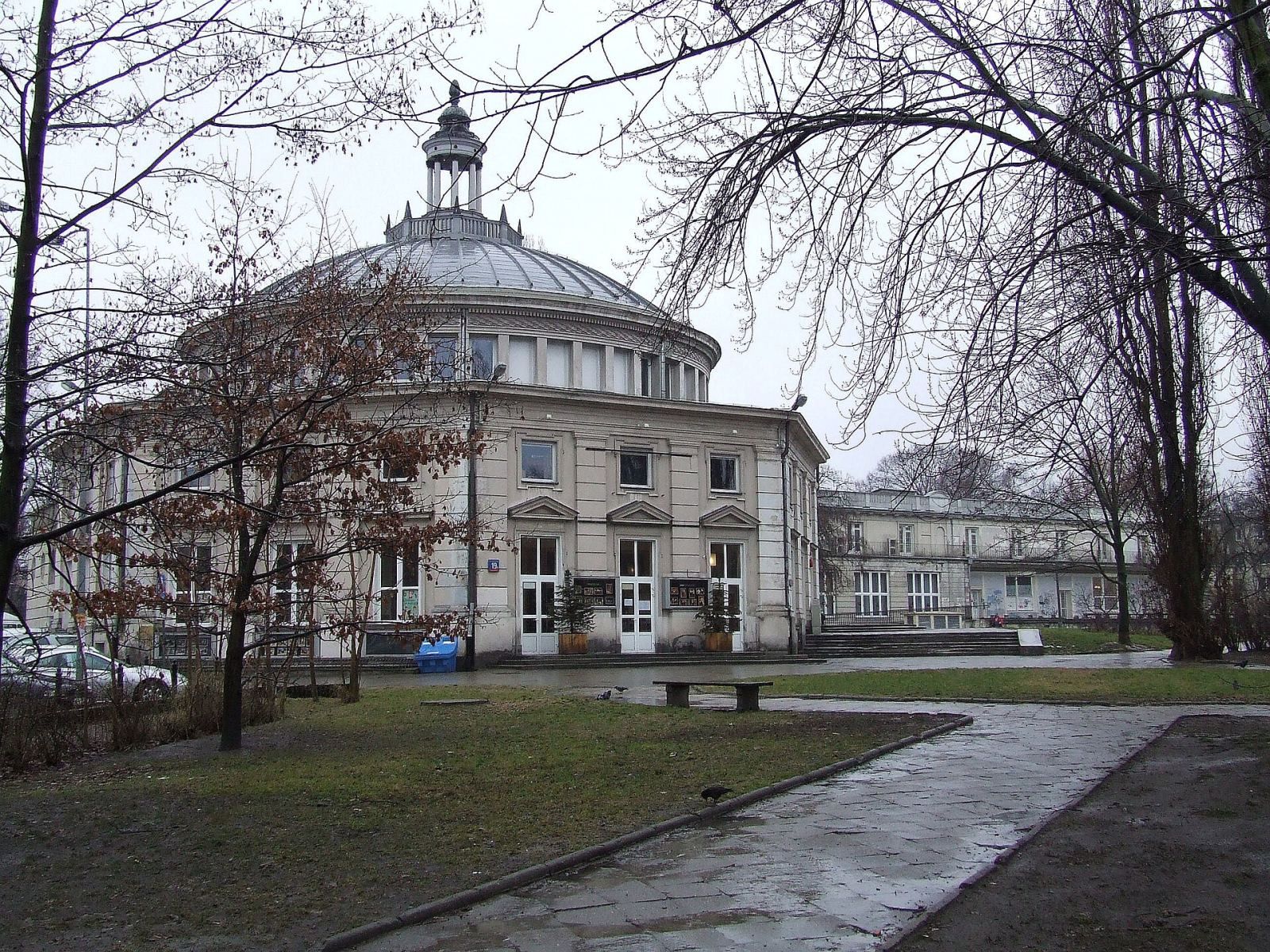 Społeczny Dom Kultury z Teatrem Komedia, Warszawa