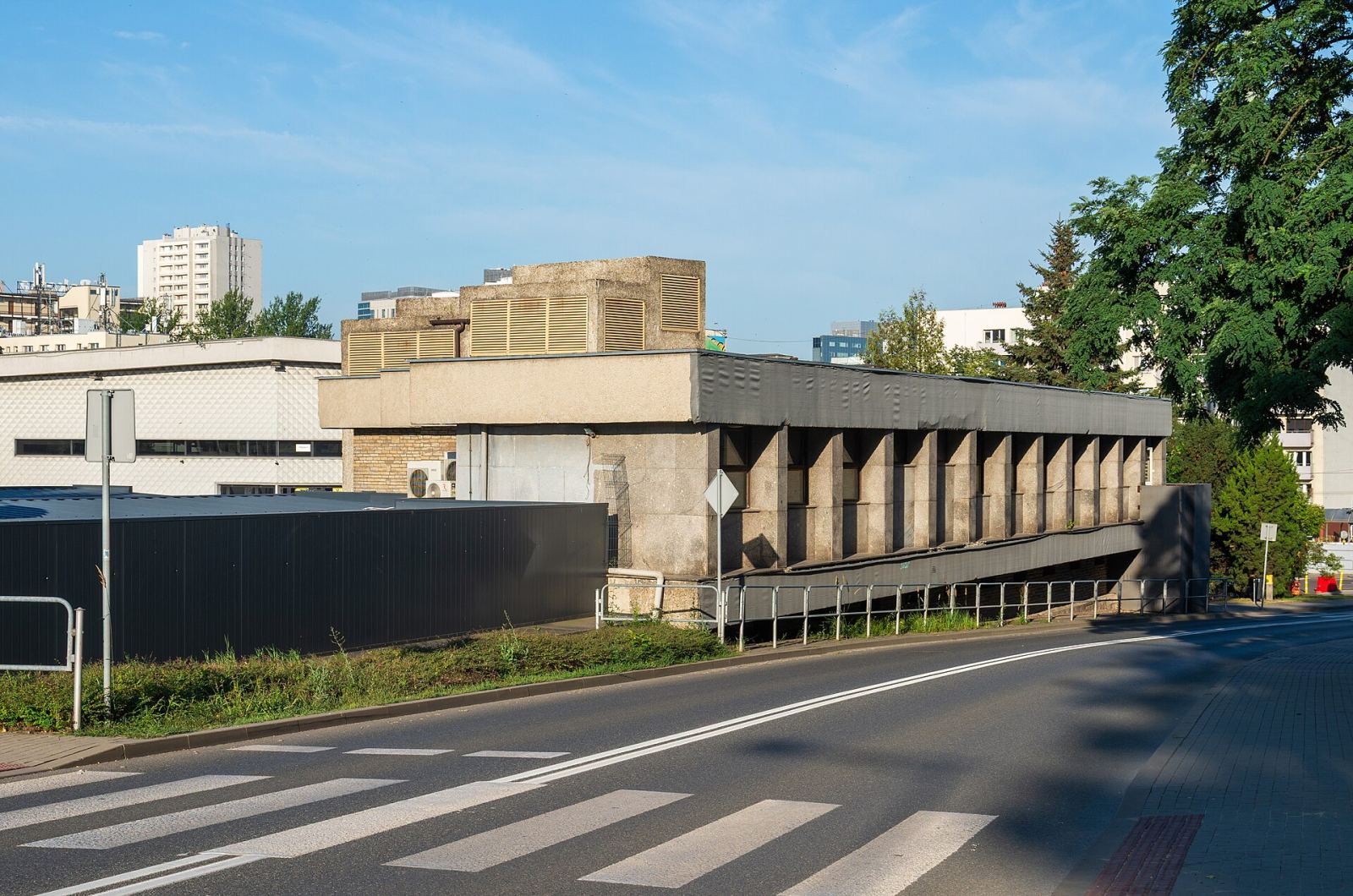 Budynek biurowy z budynkiem warsztatów, Katowice