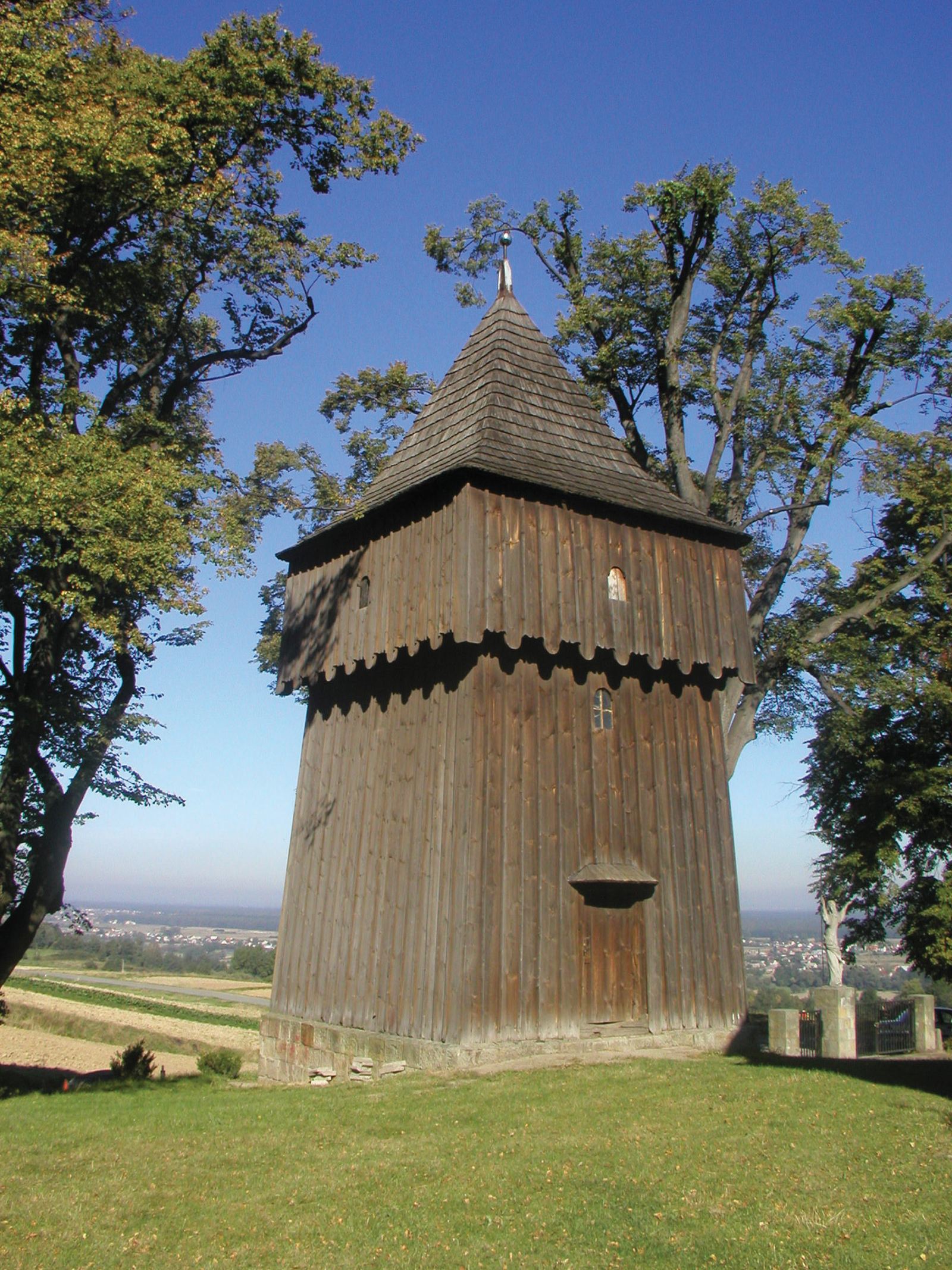 Dzwonnica, Łapczyca