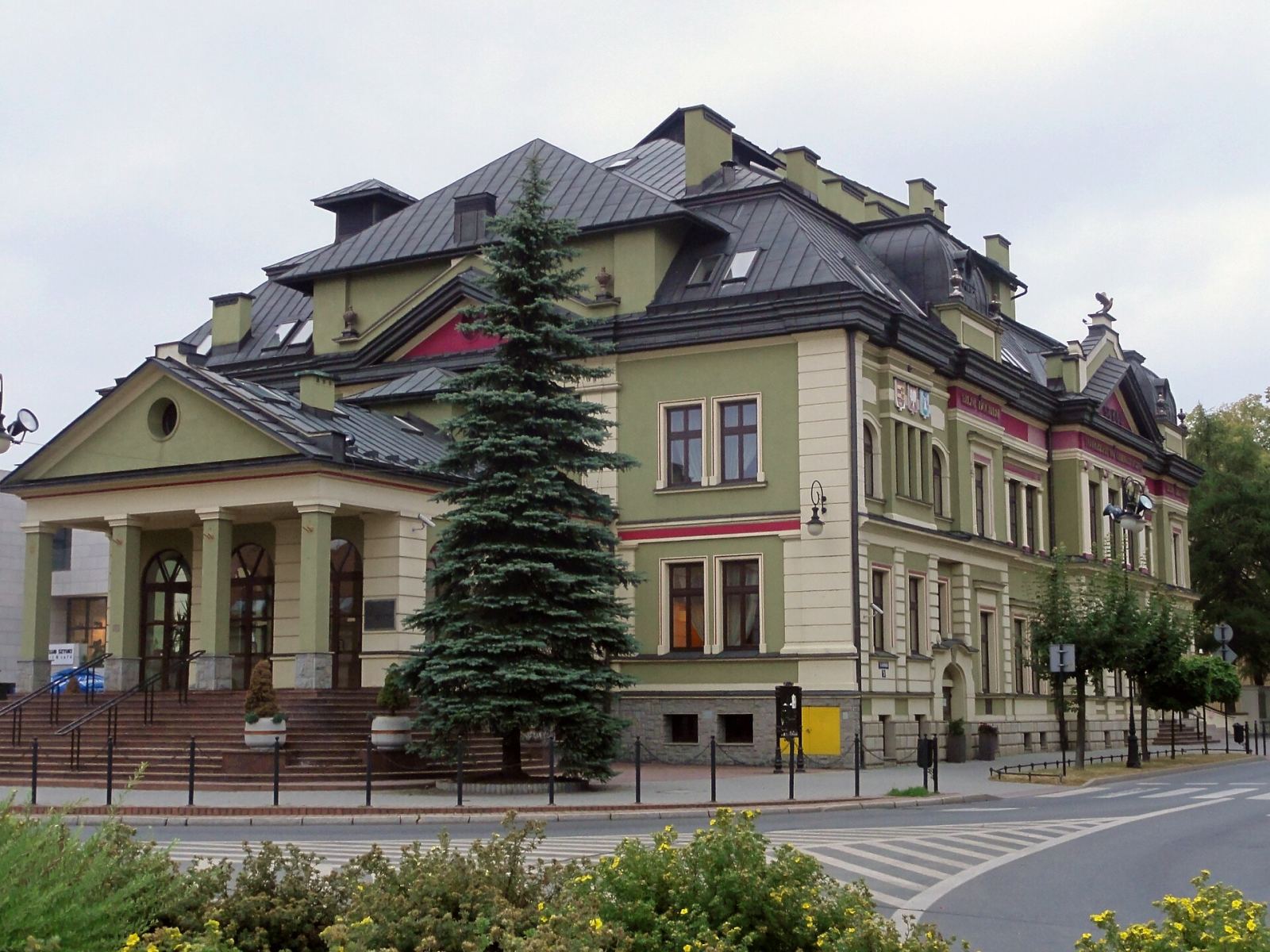Budynek Towarzystwa Gimnastycznego Sokół, ob. kino, Nowy Sącz