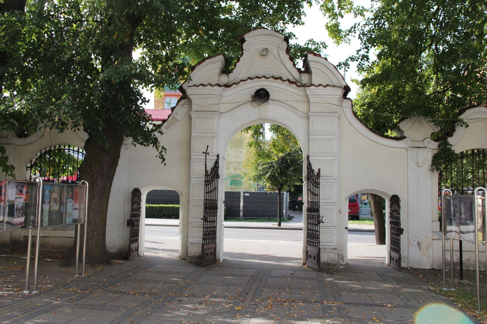 Ogrodzenie z bramką, Lubartów