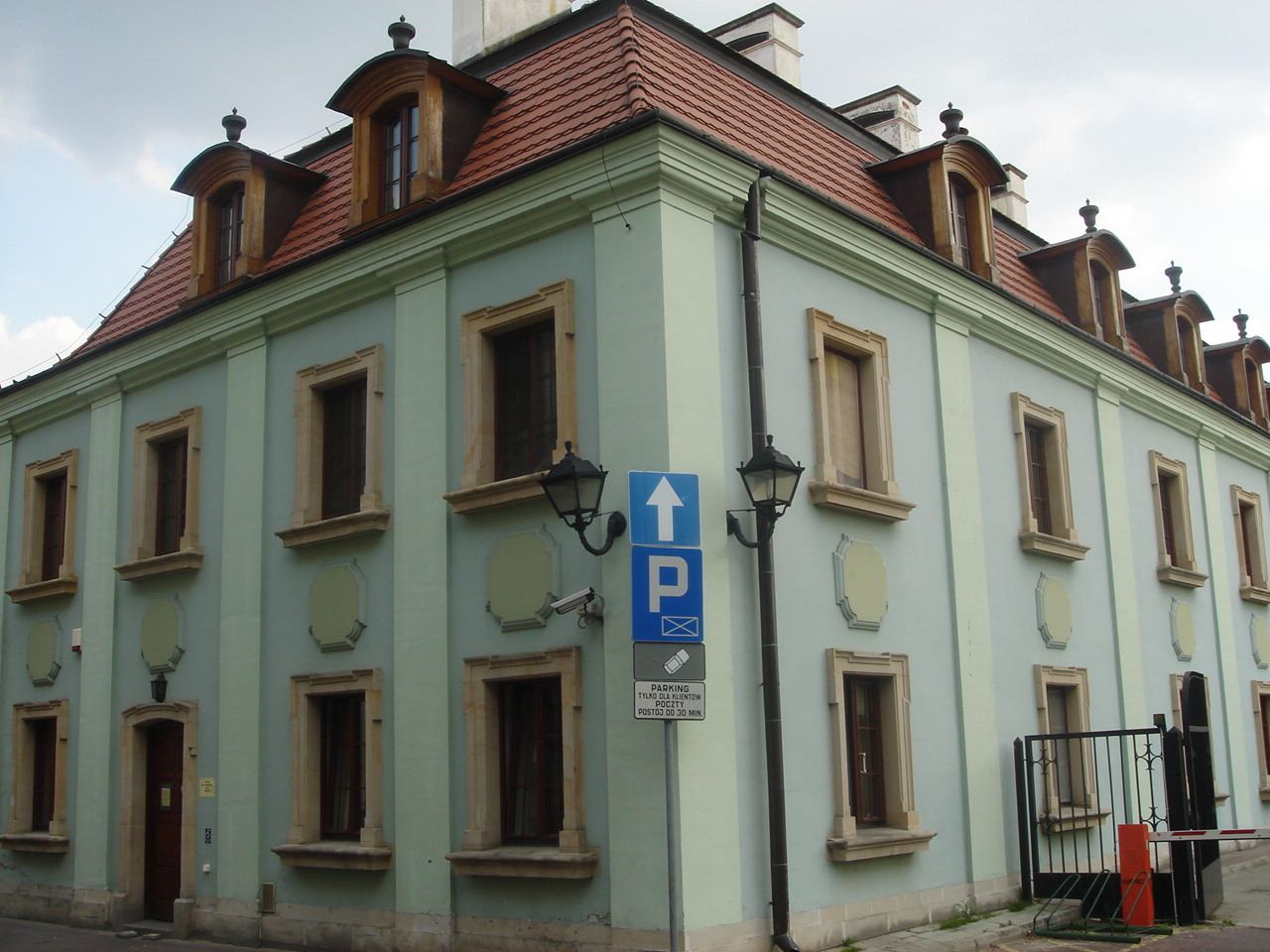 Szpital kolegiacki, ob. poczta, Zamość