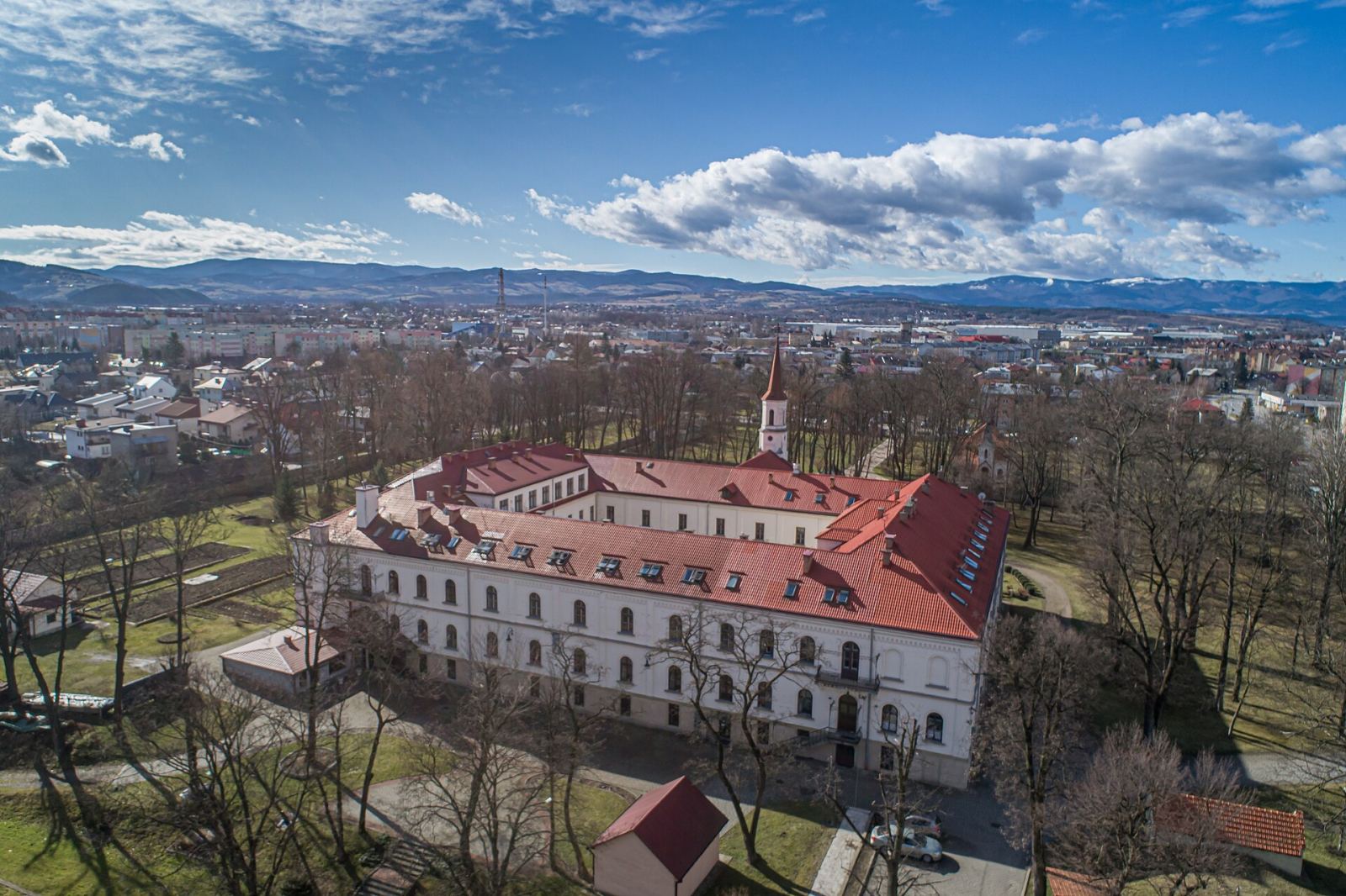 Klasztor, Nowy Sącz