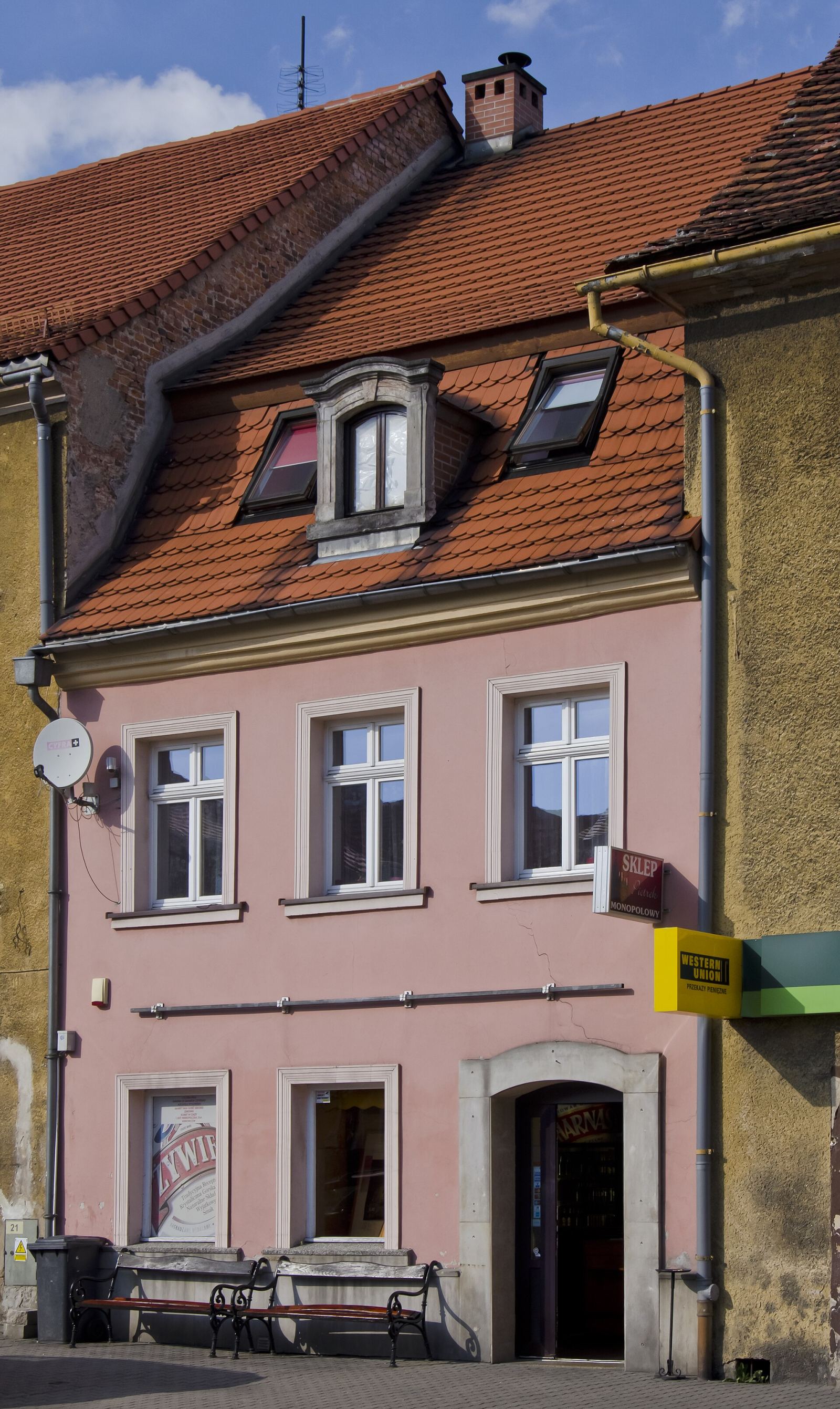 Dom, Mirsk