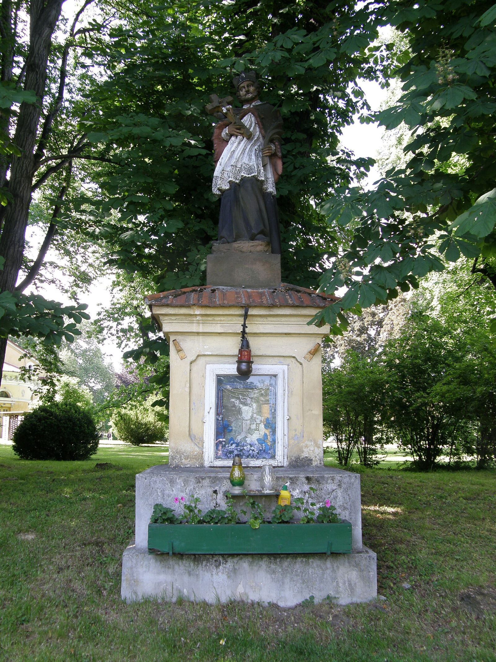 Posąg św. Jana Nepomucena, Łańcut