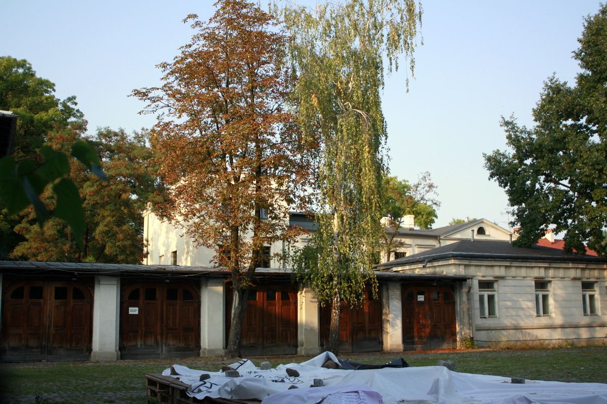 Wozownia i stajnia, Łódź