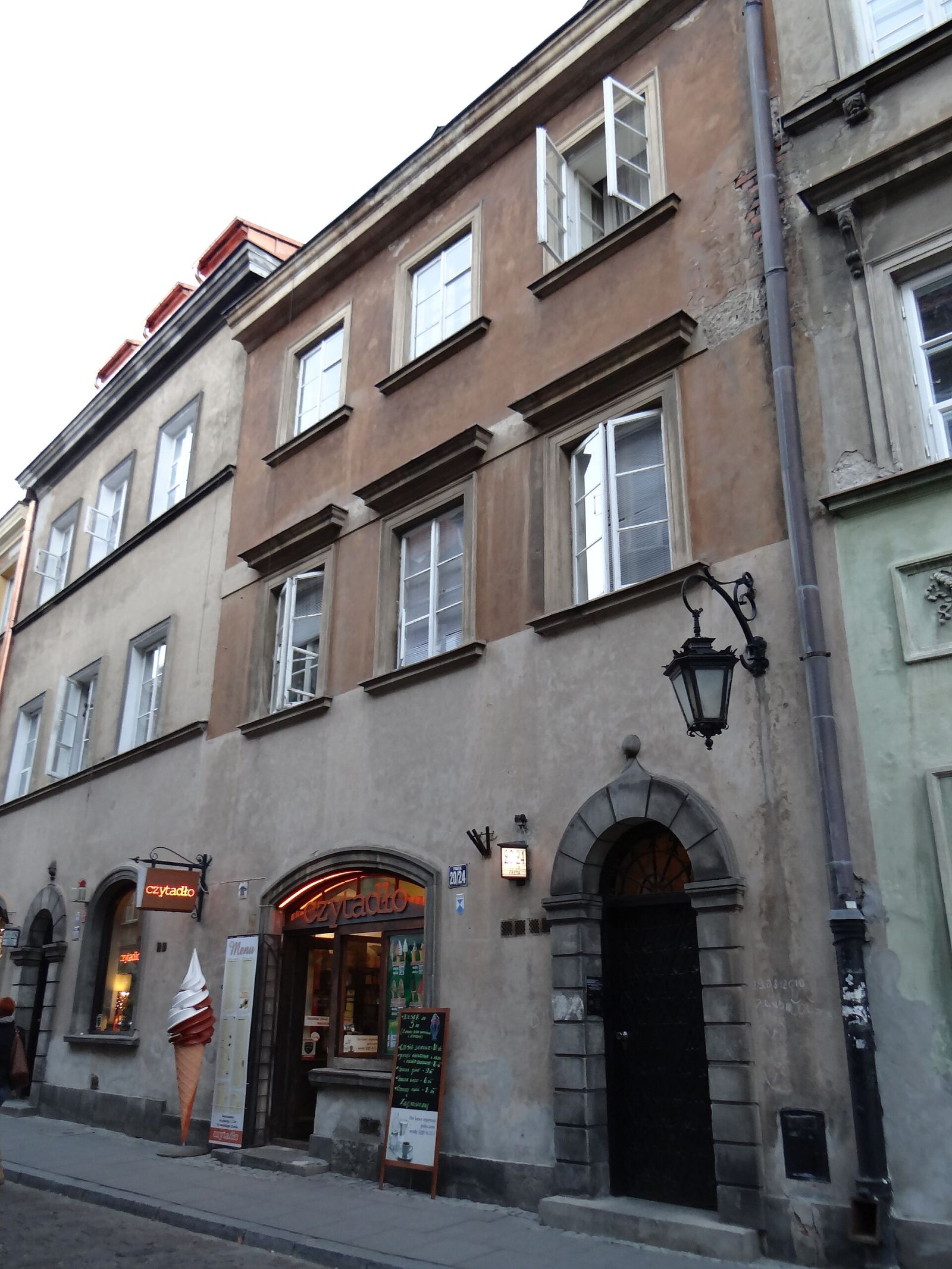 Kamienica, Warszawa