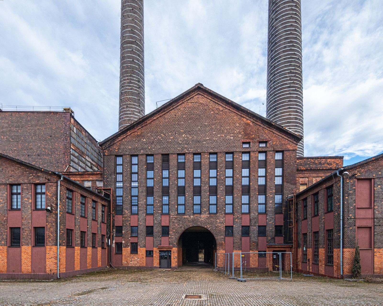 Magazyn wyrobów gotowych, ob. magazyn główny, Zabrze
