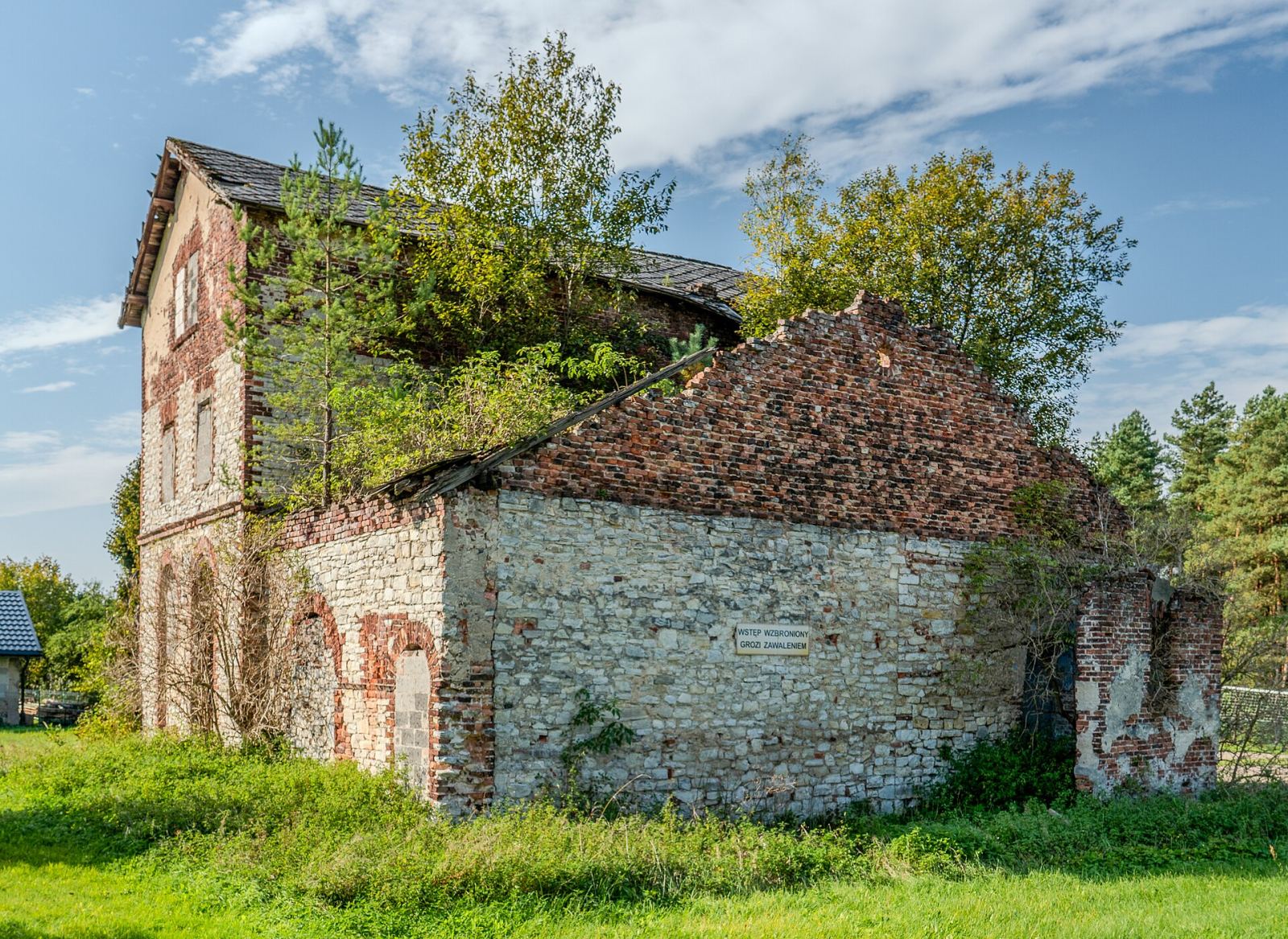 Budynek d. huty żelaza, Płoki