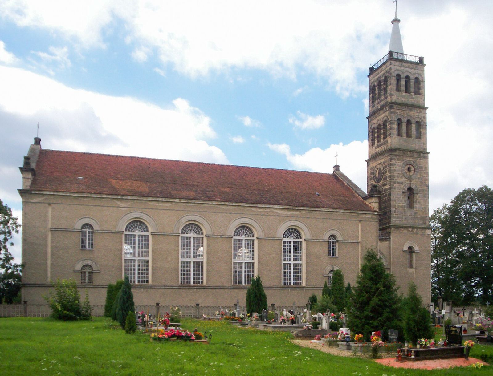Kościół ewangelicki, ob. rzymskokatolicki pw. Przemienienia Pańskiego, Oleszna Podgórska