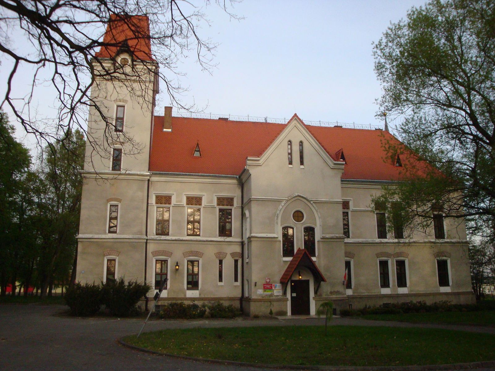 Pałac, Tarnobrzeg