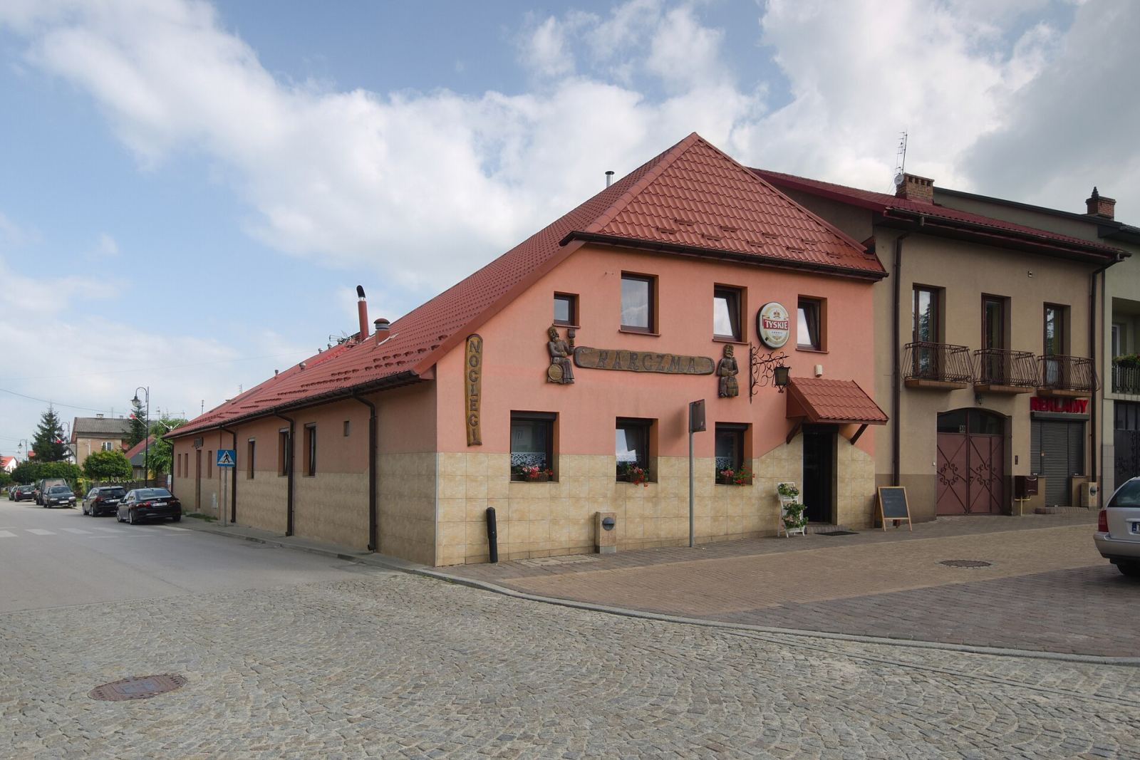 Dom, Chęciny