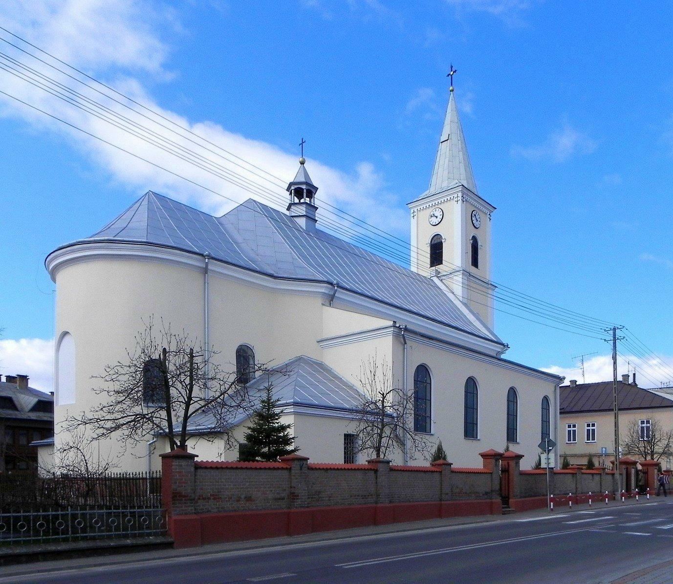 Kościół parafialny pw. św. Wojciecha, Cieszanów