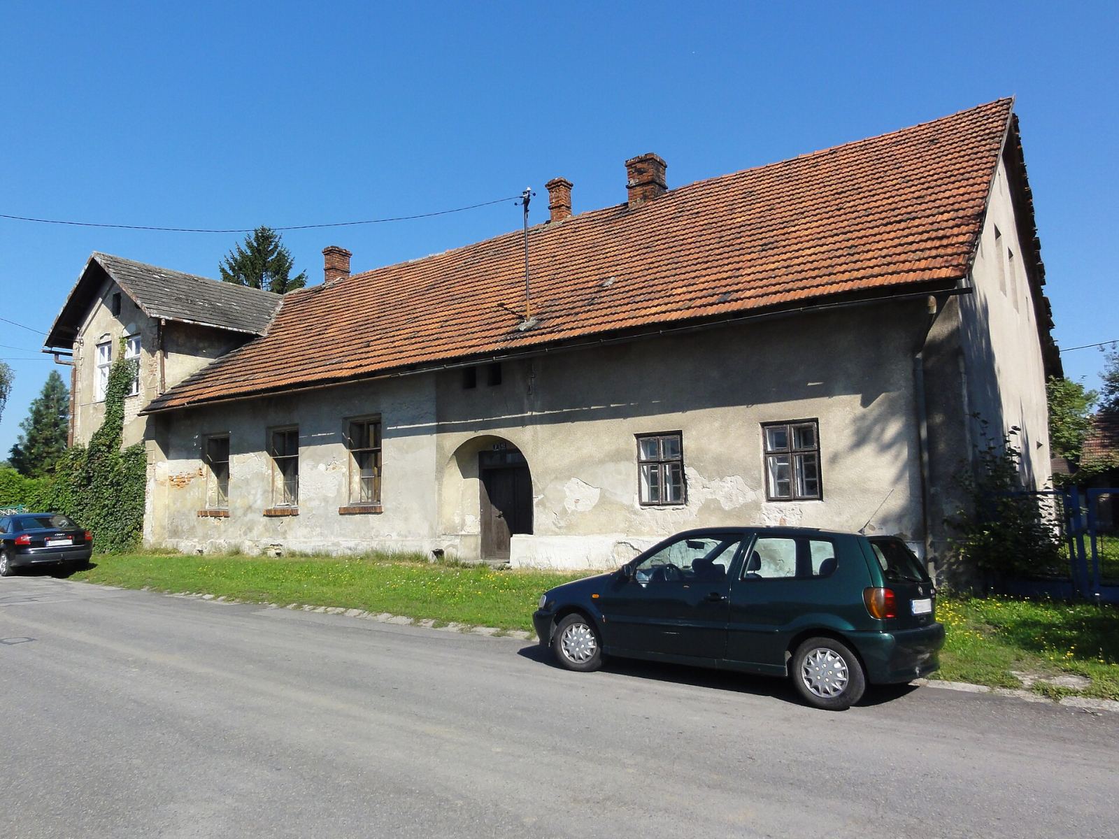Dom, Zabrzeg