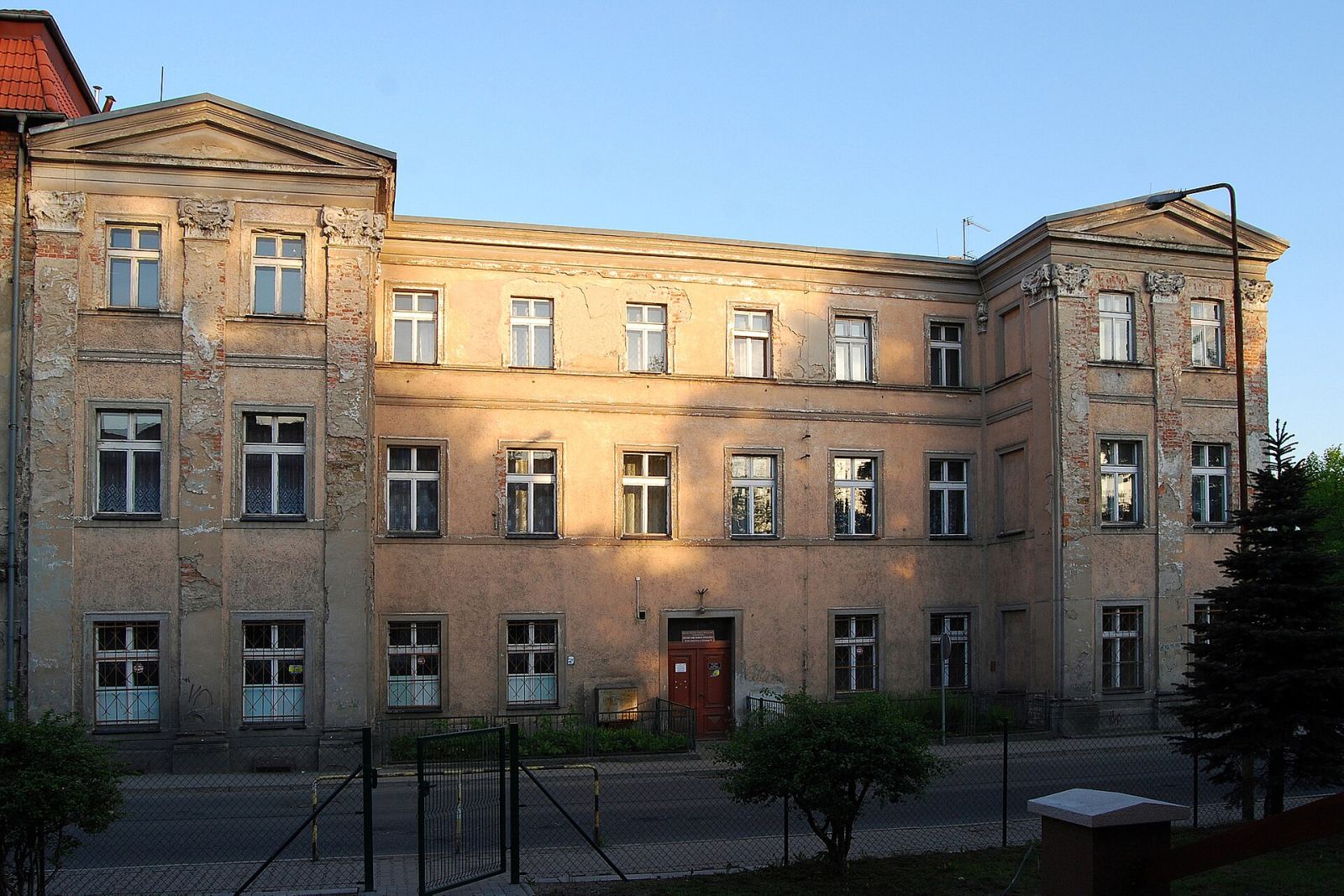 Sierociniec, Jelenia Góra