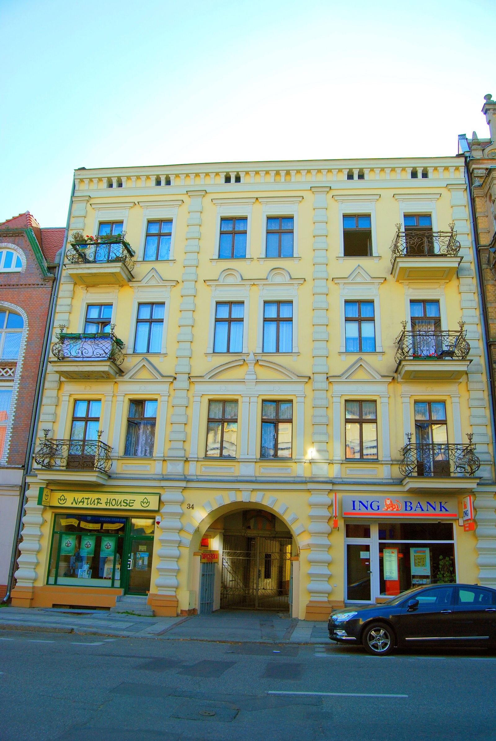 Kamienica z 3 oficynami, Gniezno