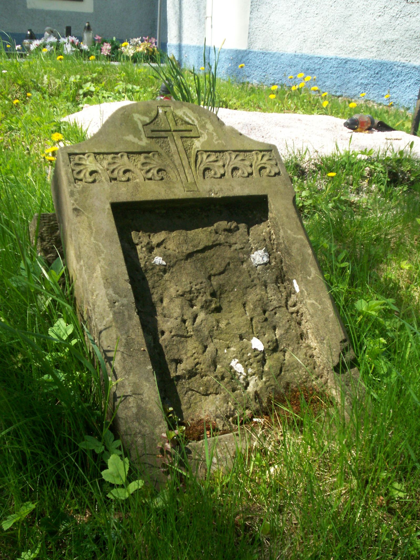 Przykościelny cmentarz rzymskokatolicki, Kaczorów