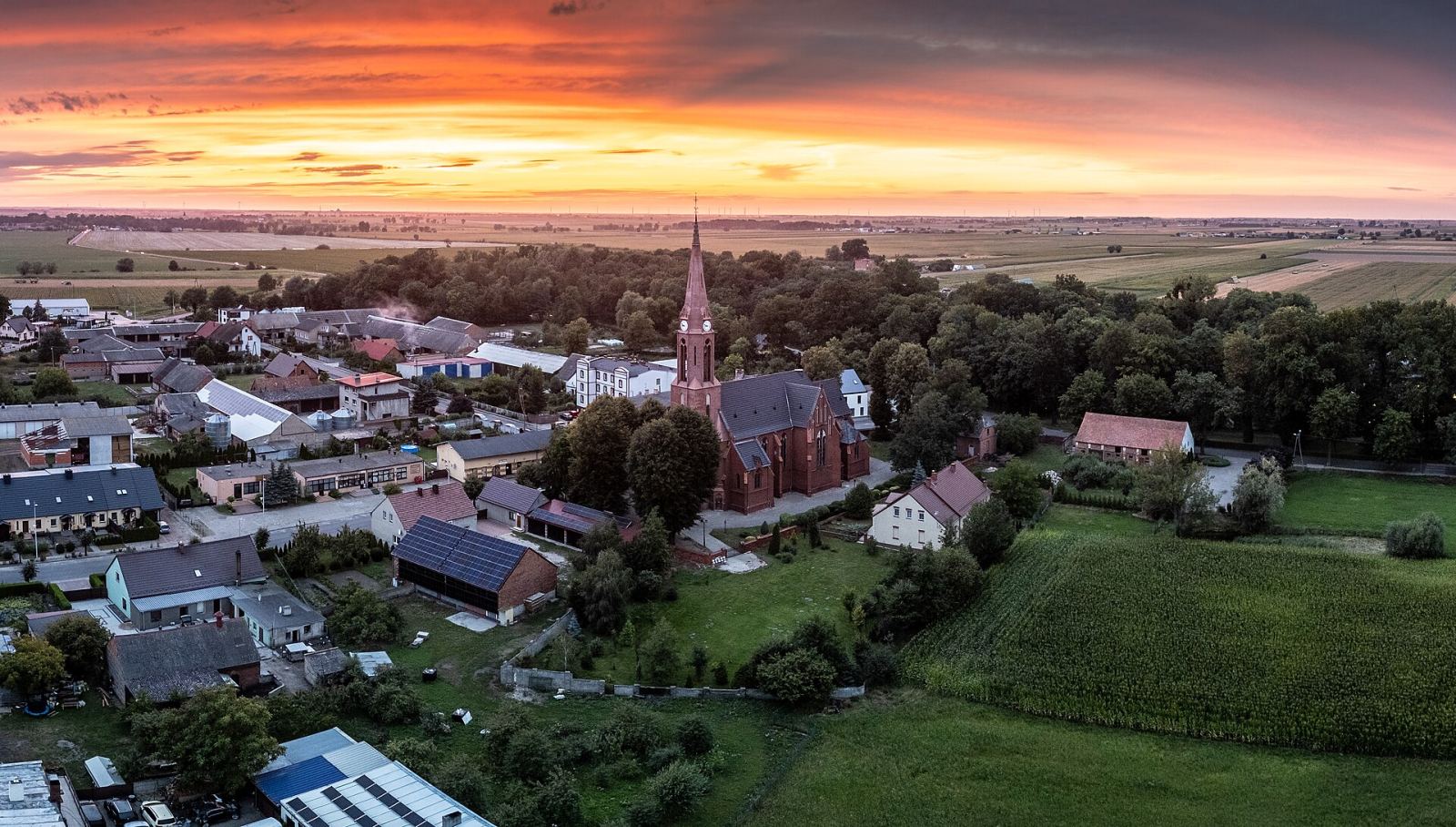 Zespół kościoła parafialnego pw. św. Walentego i Macierzyństwa Bożego Maryi Dziewicy, Pakosław