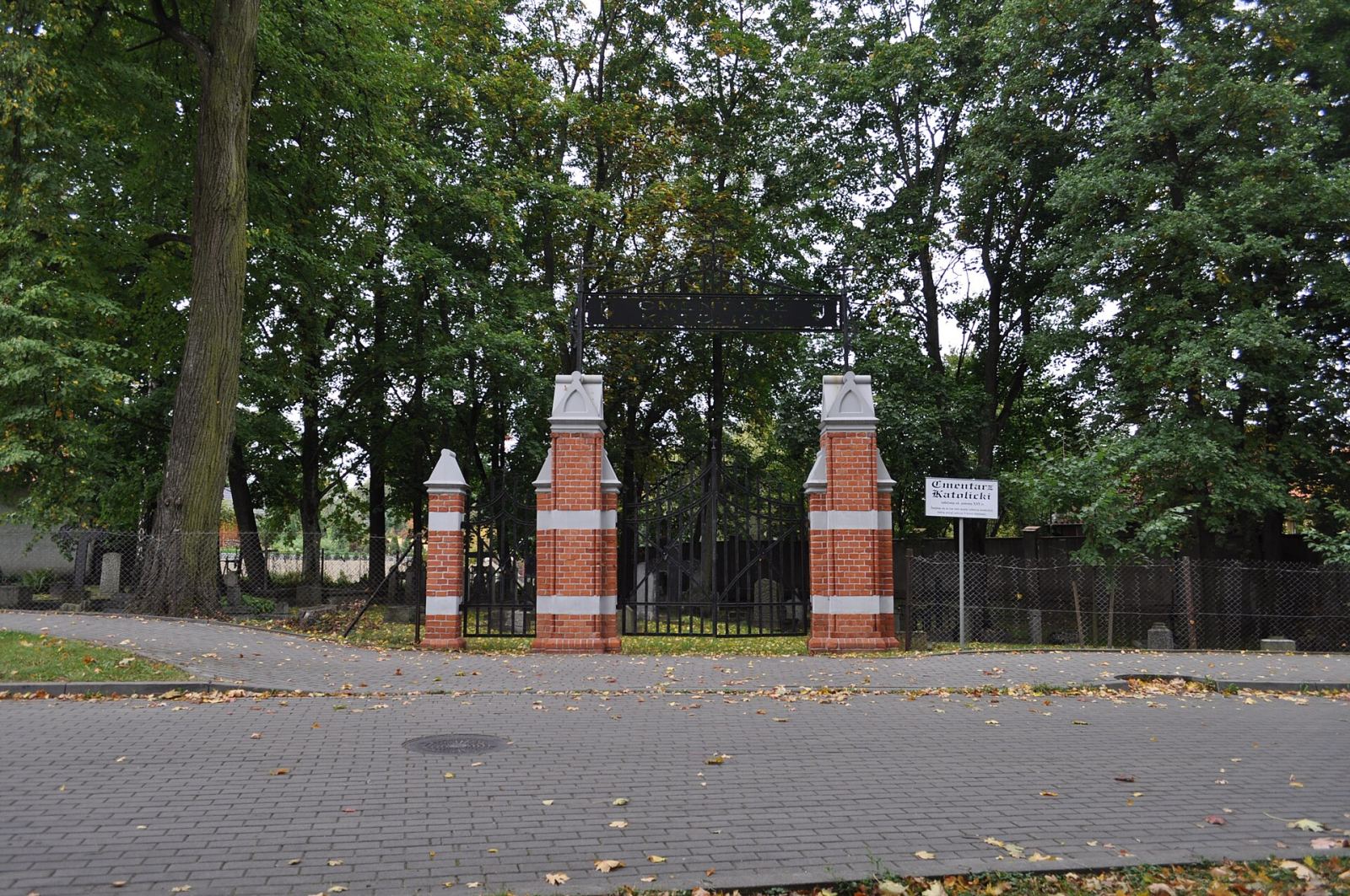 Cmentarz rzymskokatolicki, Ełk