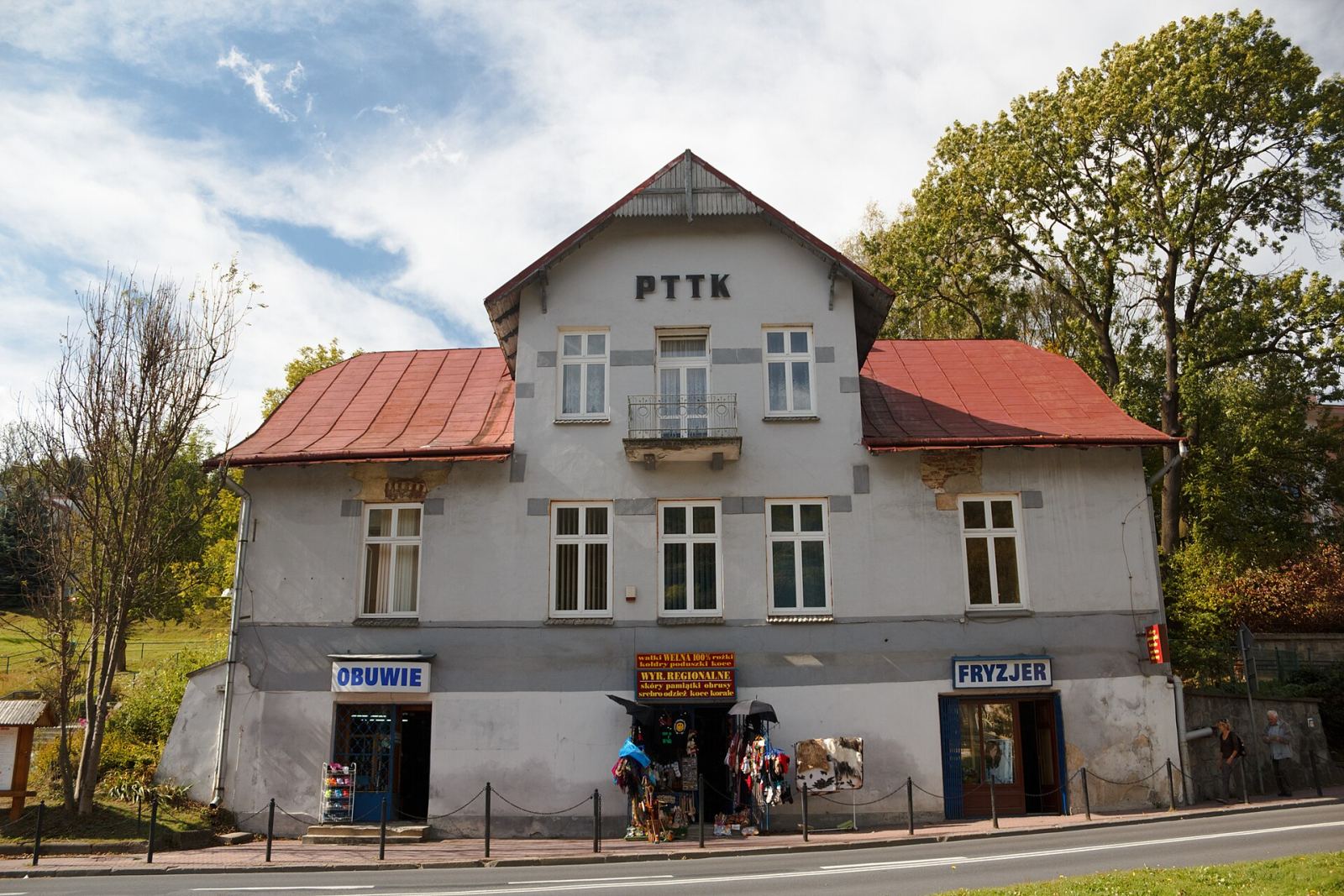 Otoczenie, Krynica-Zdrój