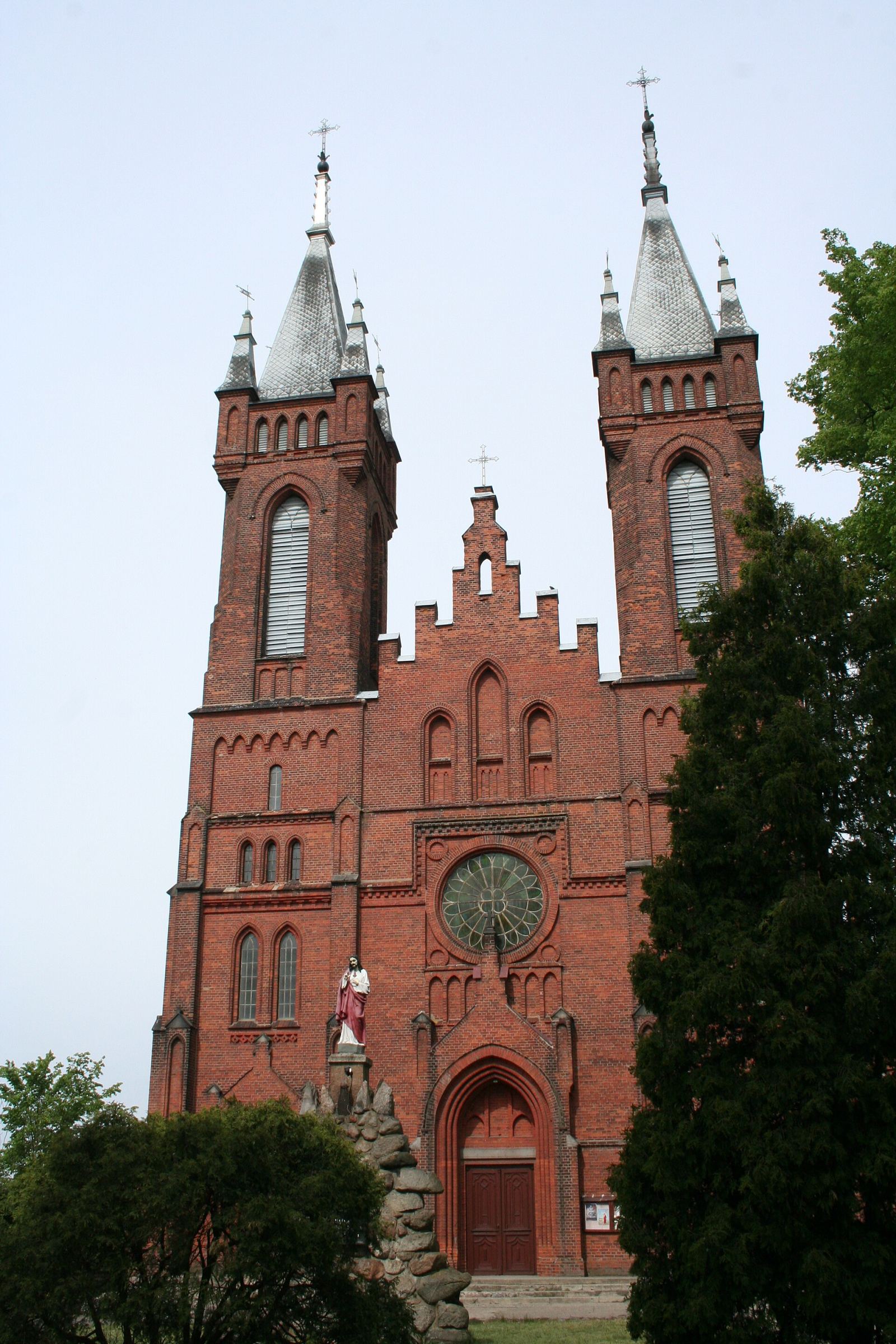 Kościół parafialny pw. św. Mateusza, Ligowo