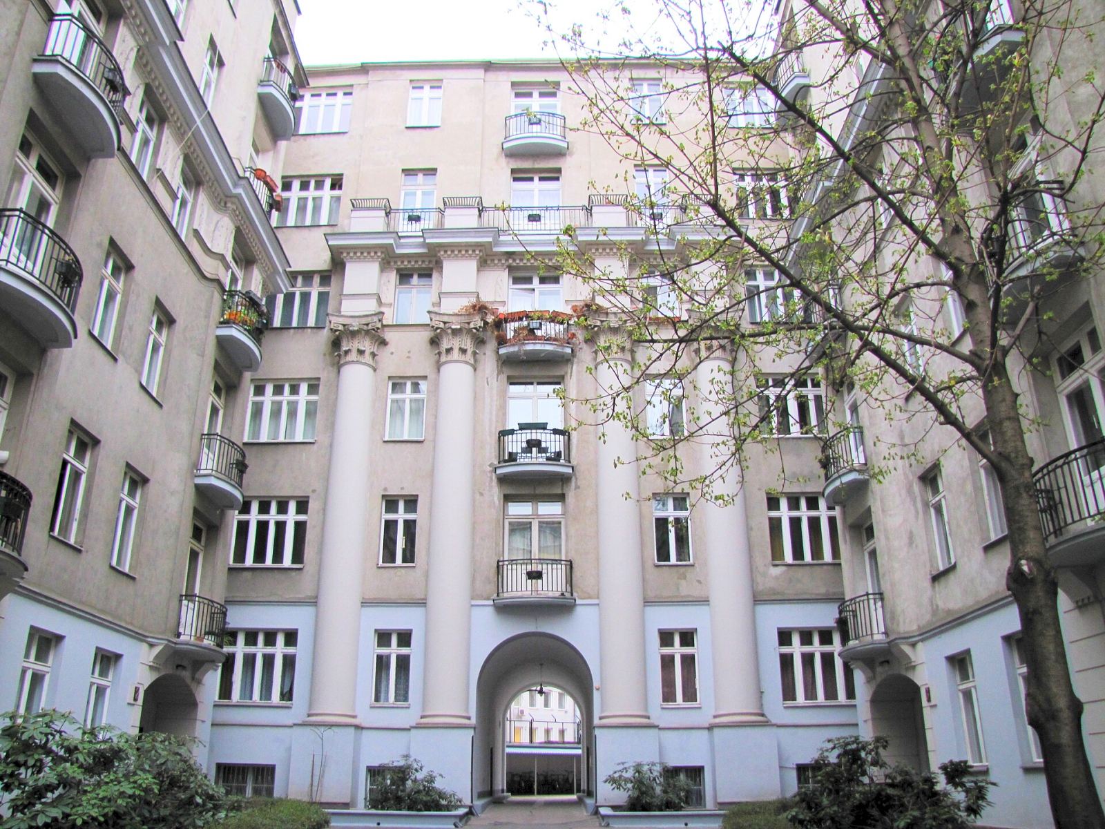 Kamienica, Warszawa
