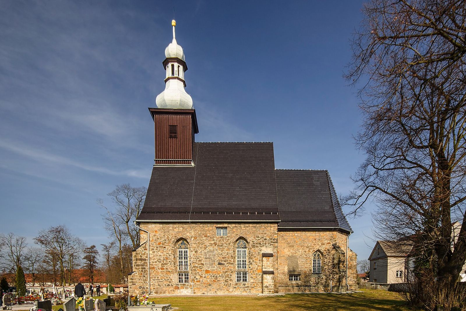 Kościół filialny pw. Matki Boskiej Częstochowskiej, Osetnica