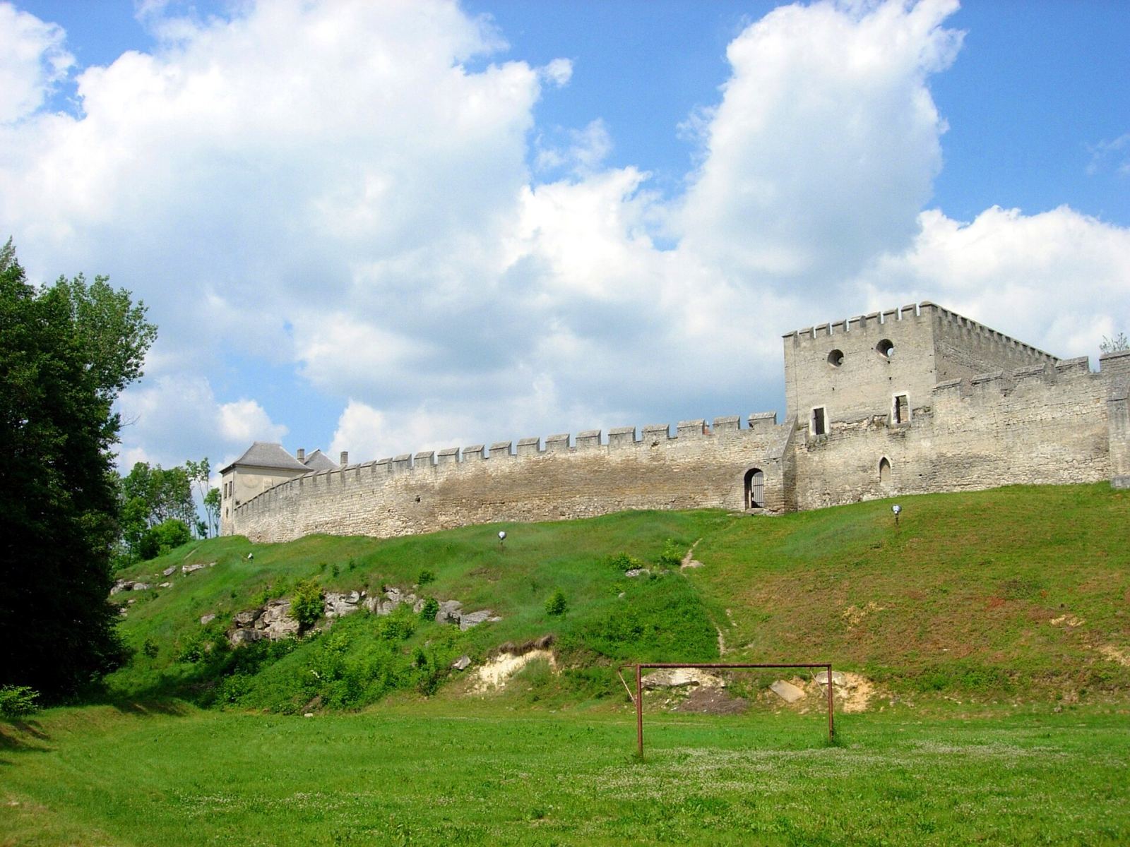 Budynek bramny, Szydłów