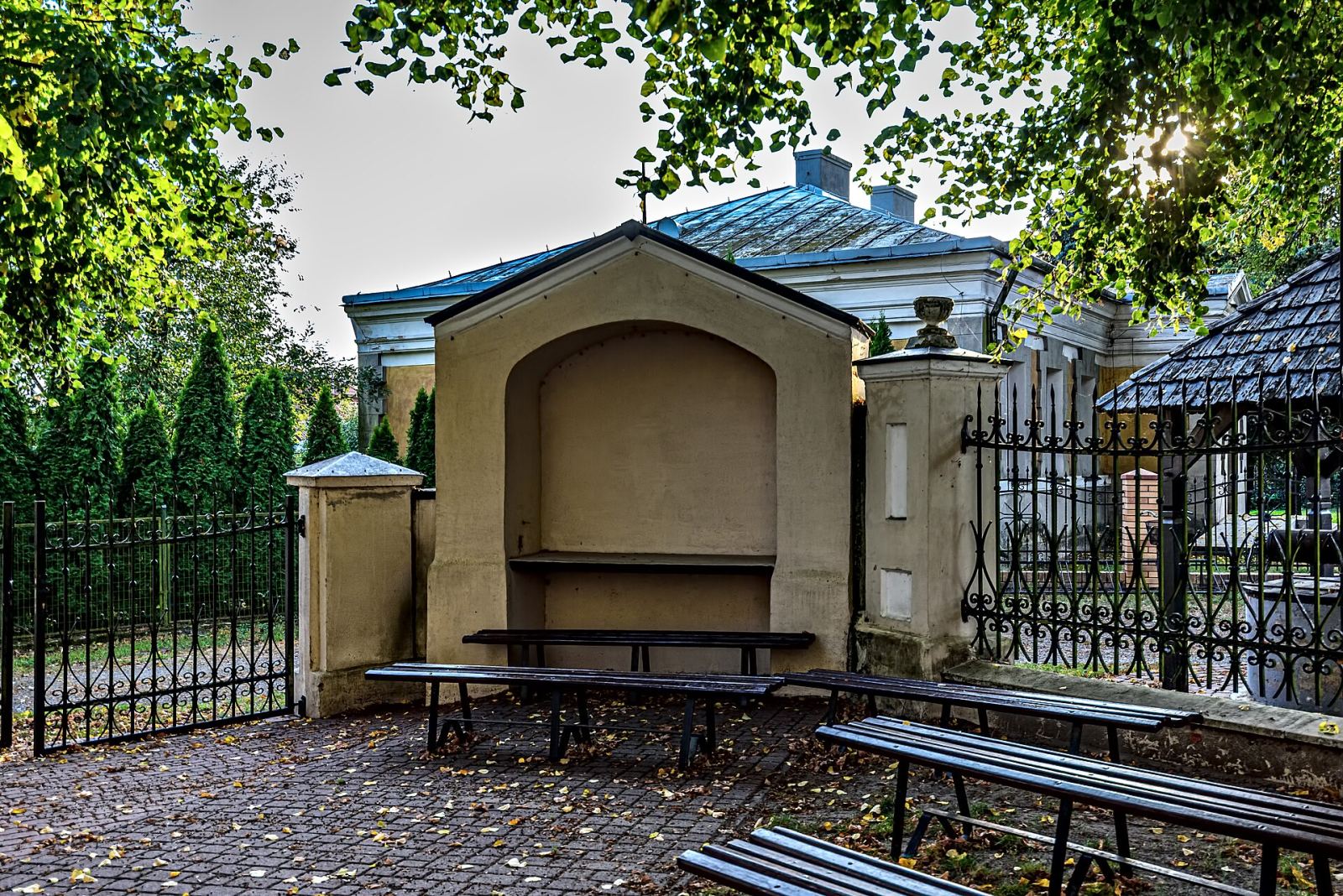 Ogrodzenie z 4 kaplicami, Puchaczów