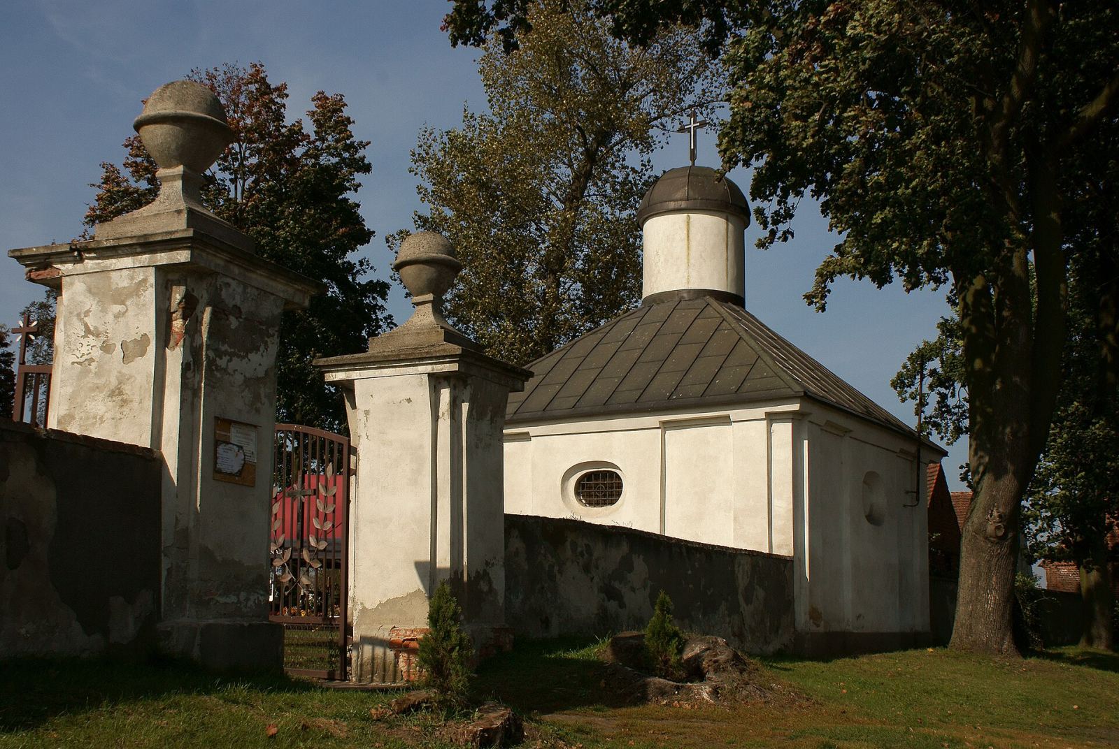 Cmentarz parafialny, Parchów