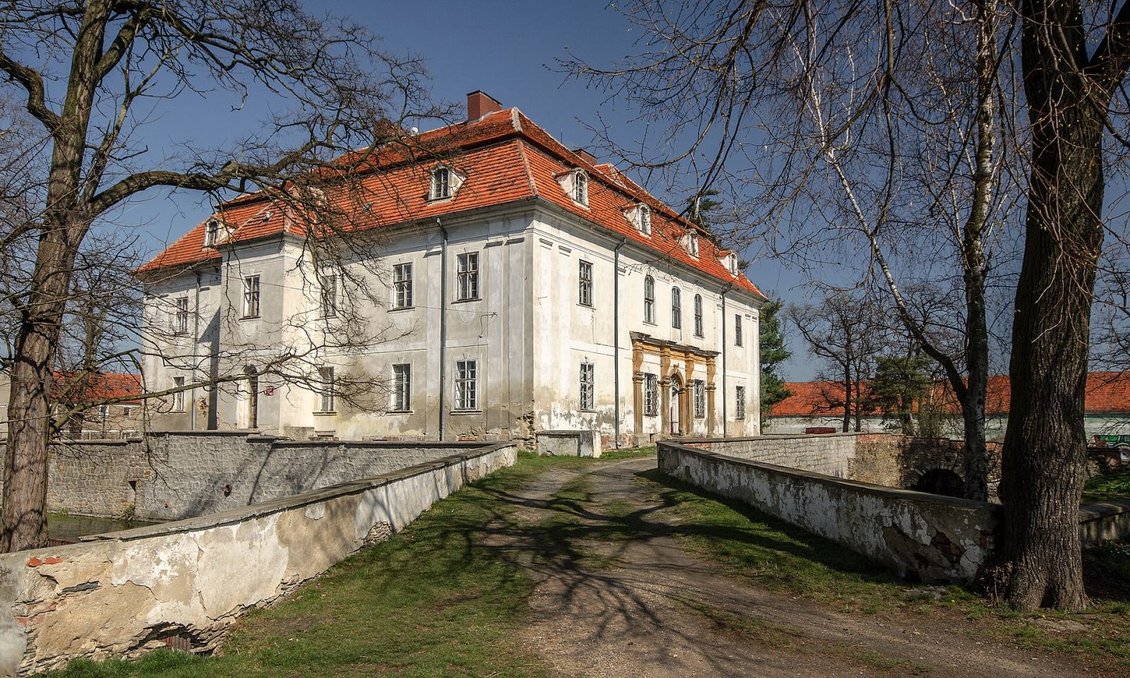 Pałac, Mierczyce