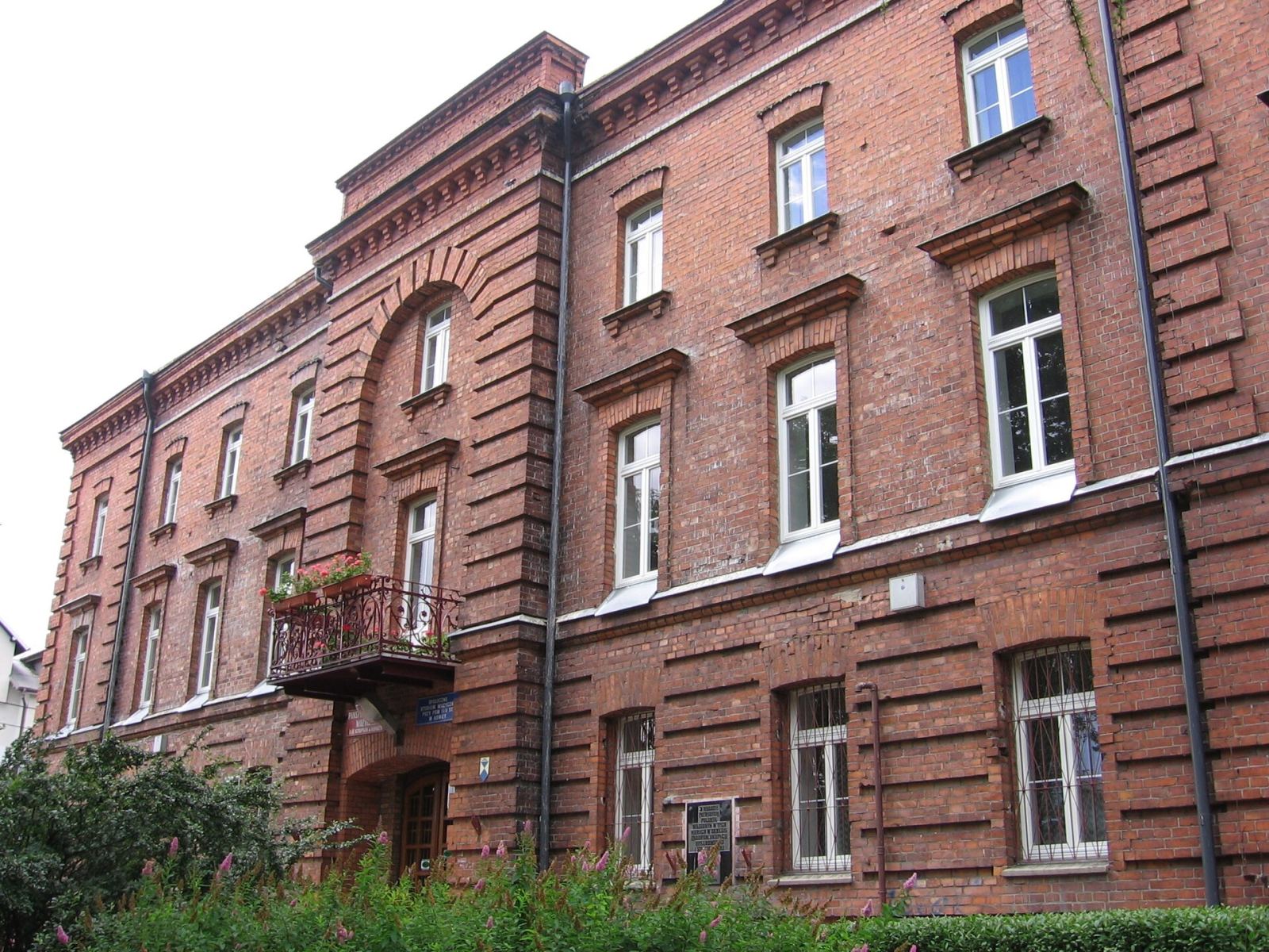Budynek administracyjny, ob. szkoła muzyczna,, Łomża