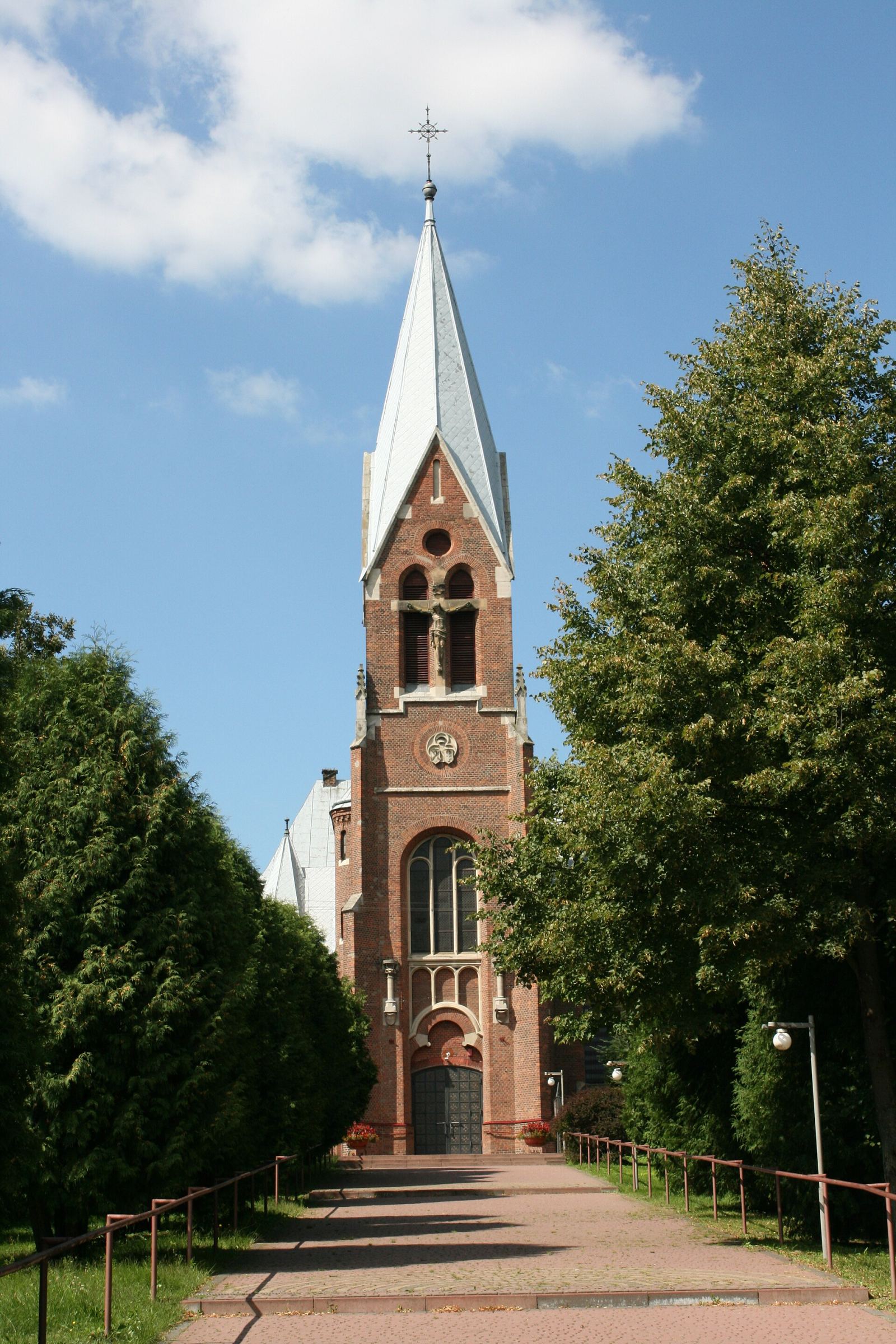 Kościół parafialny pw. św.św. Zofii, Laszki