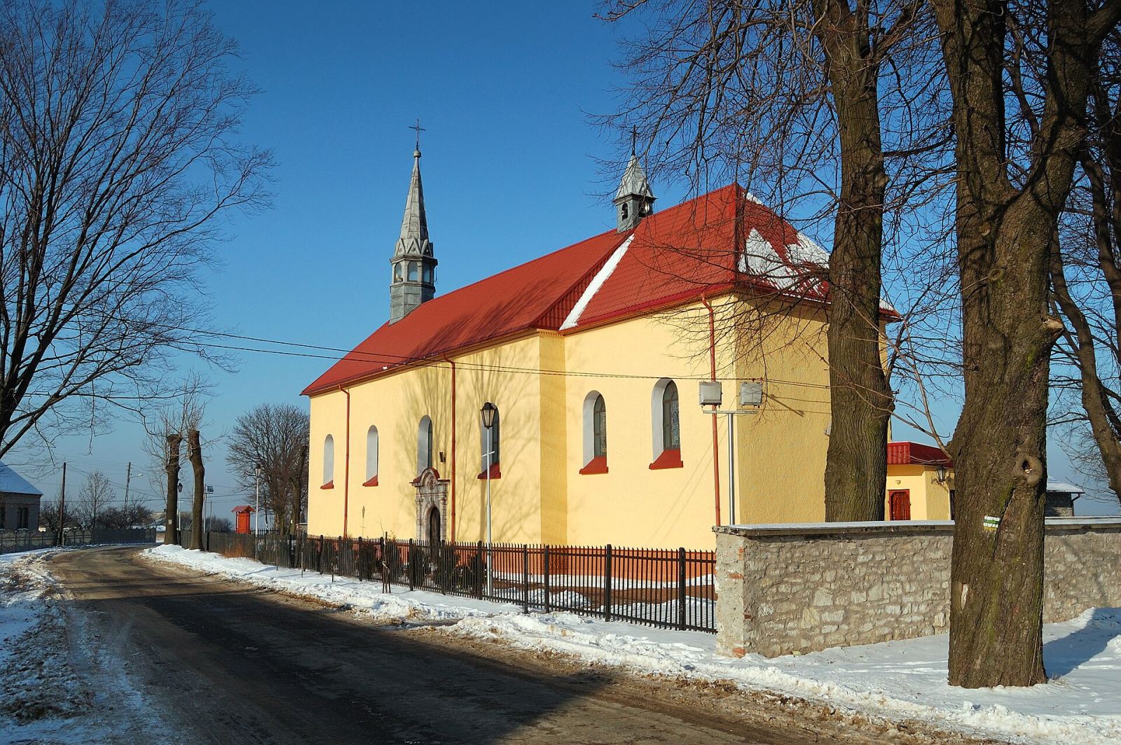 Kościół rzymskokatolicki parafialny pw. św. Jana Chrzciciela, Choroń