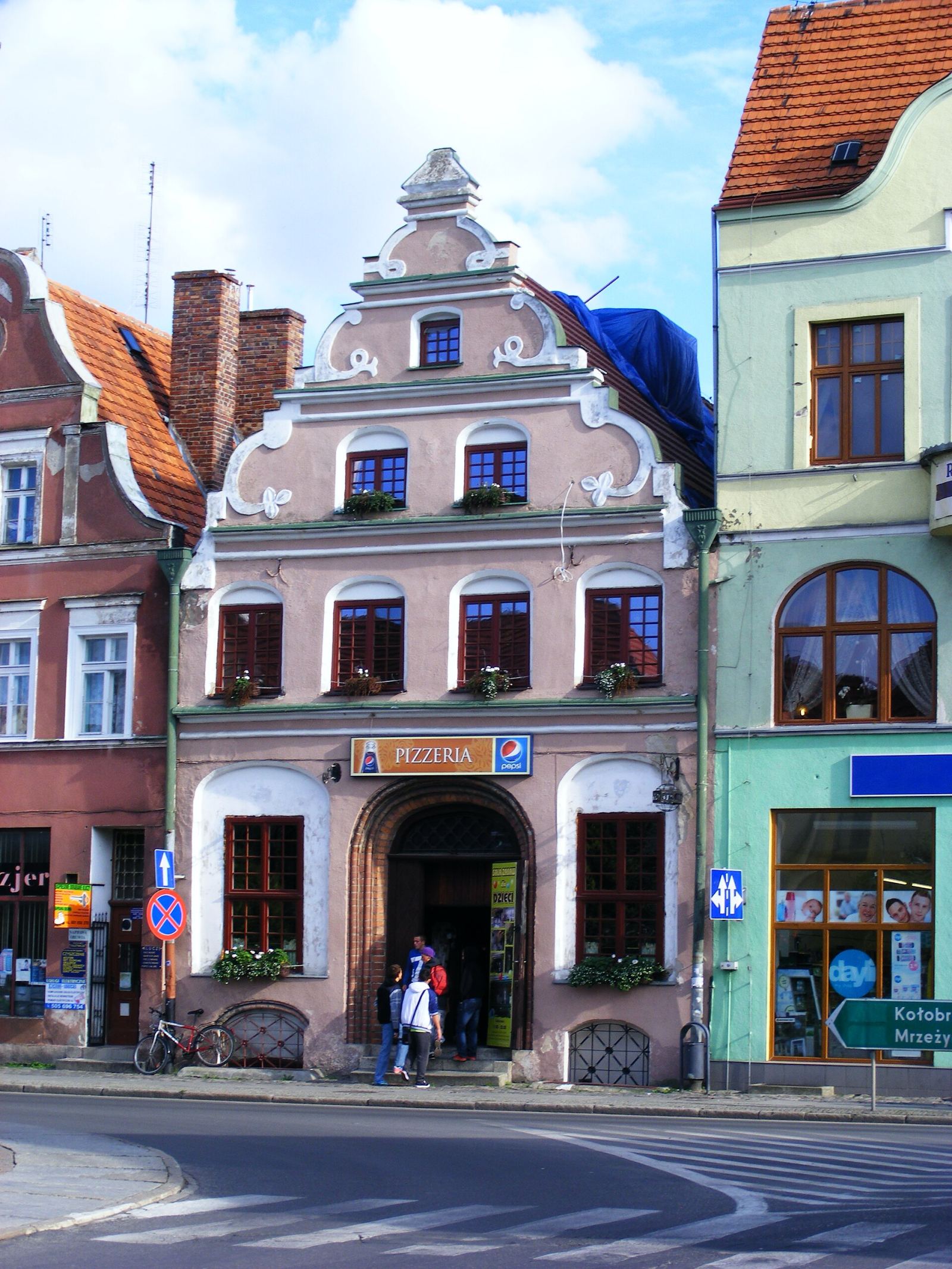 Kamienica, Trzebiatów