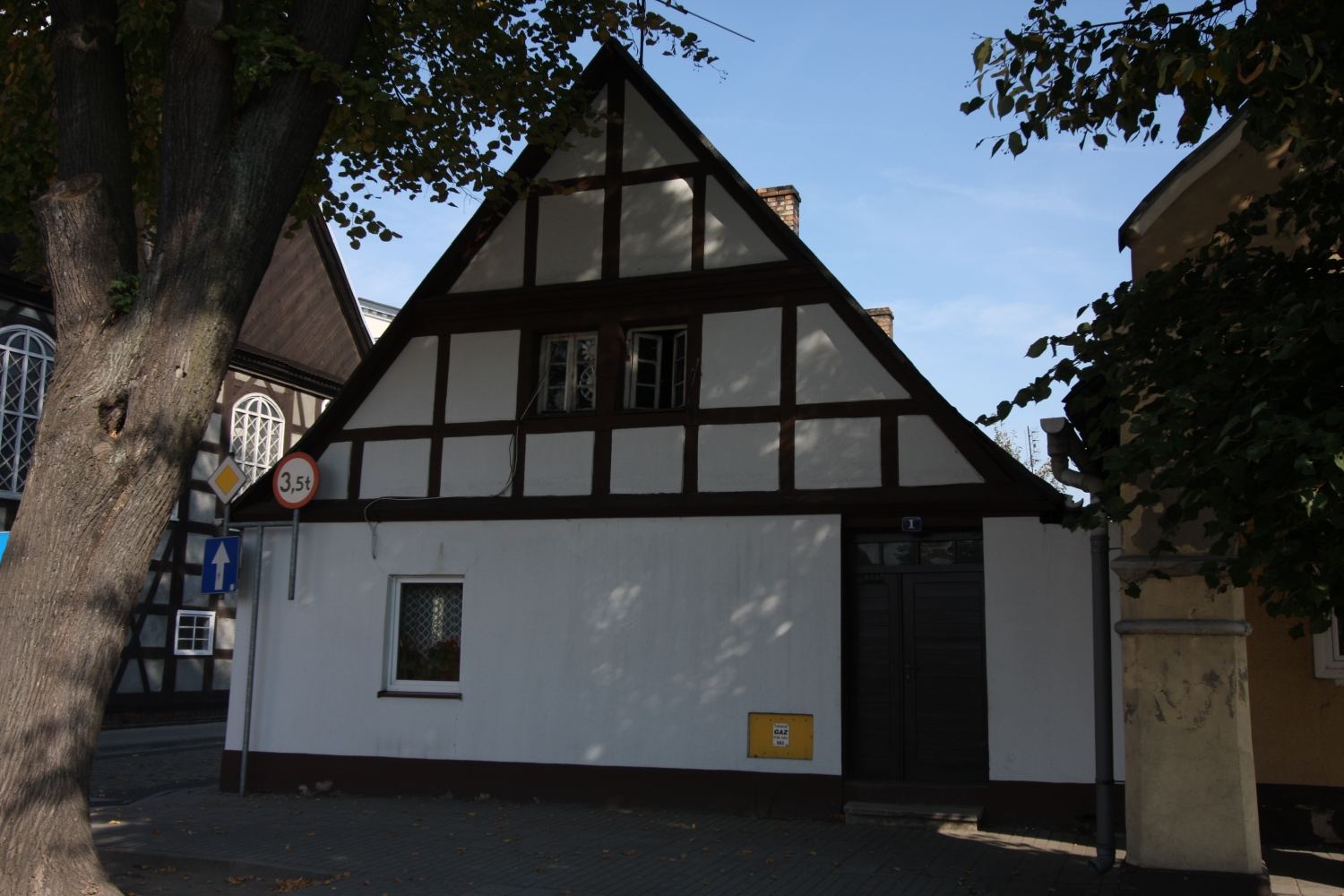 Dom, Rakoniewice