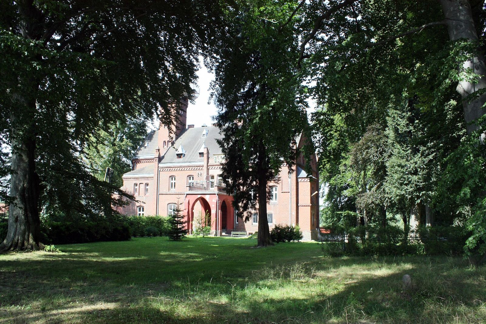 Park pałacowy, Bobrowo