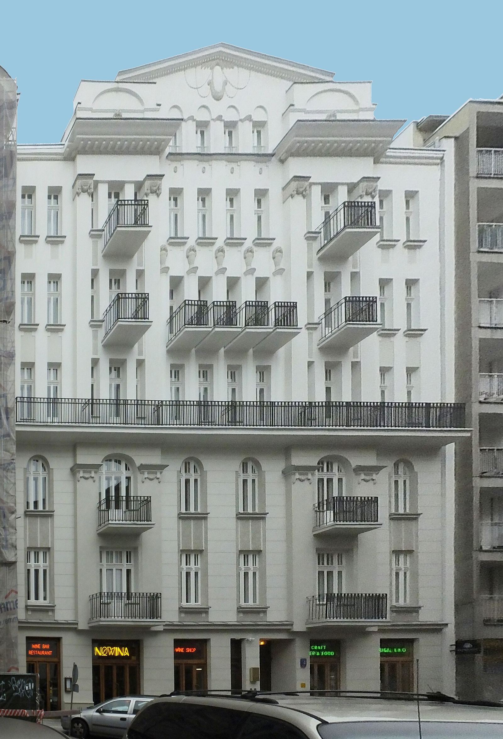 Kamienica frontowa, Warszawa