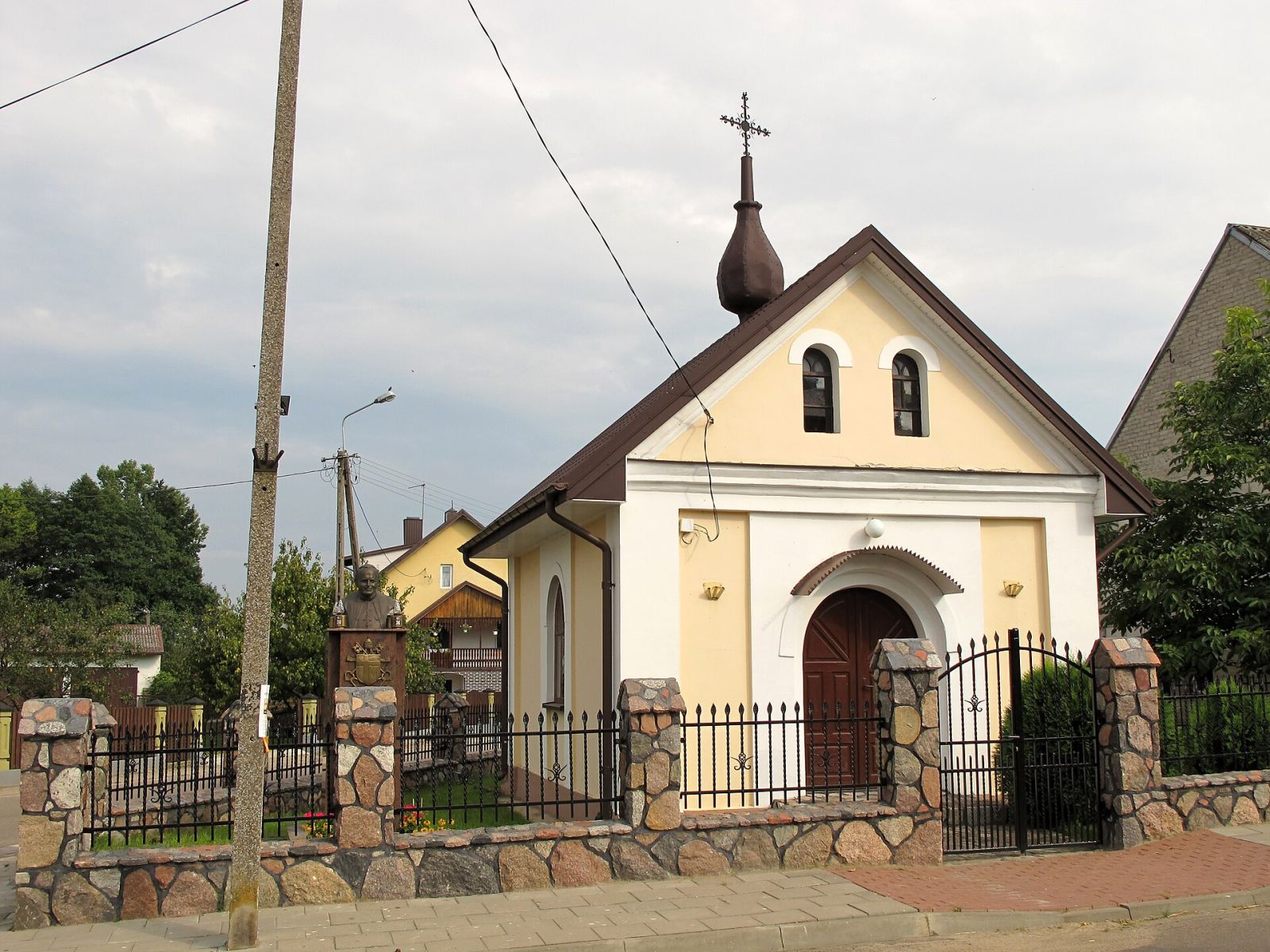 Kaplica, Wizna