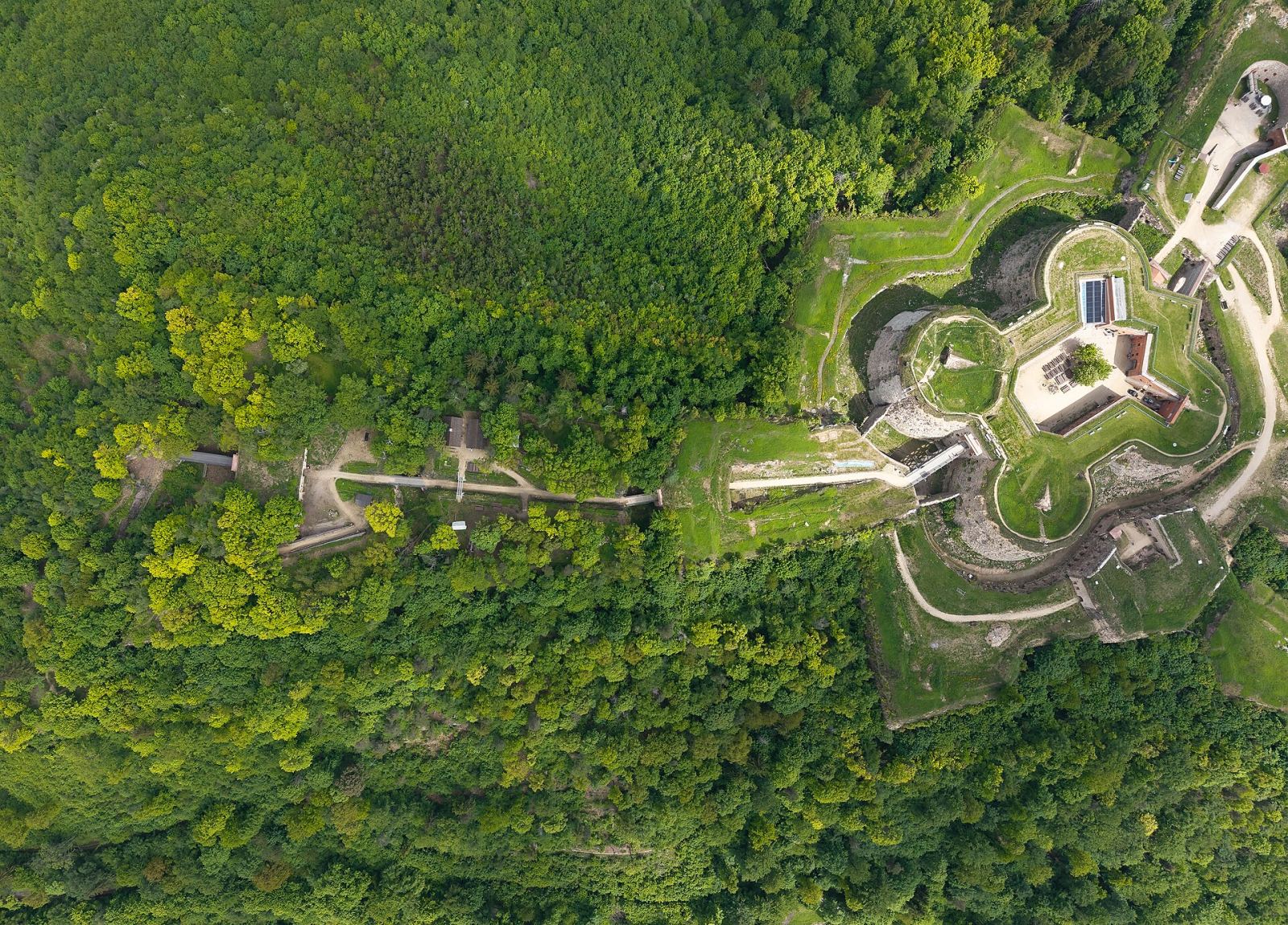 Rawelin, Srebrna Góra