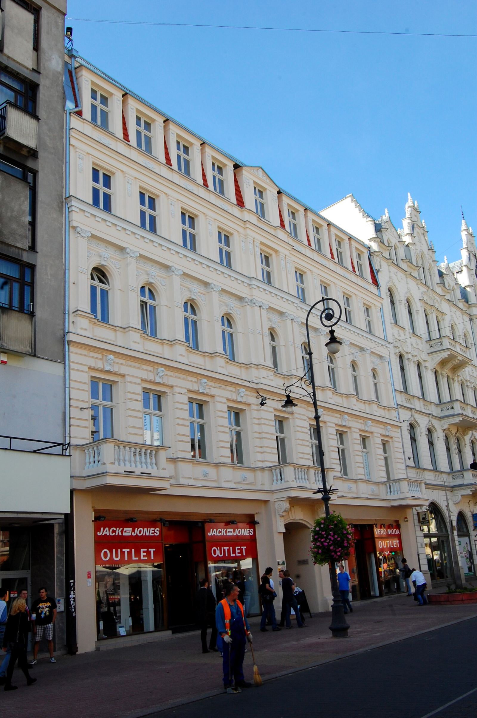 Kamienica z oficynami, Łódź