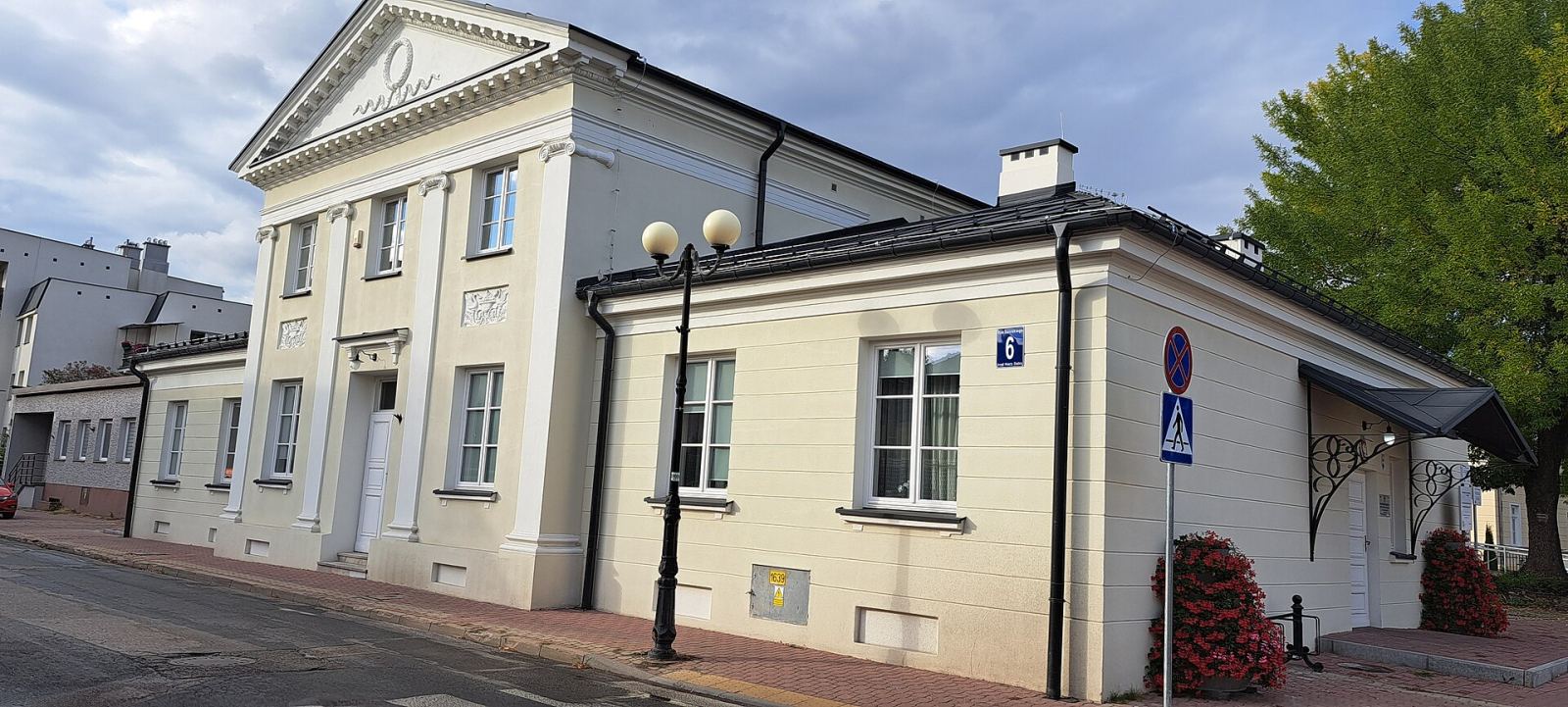 Teatr, ob. szkoła muzyczna, Siedlce